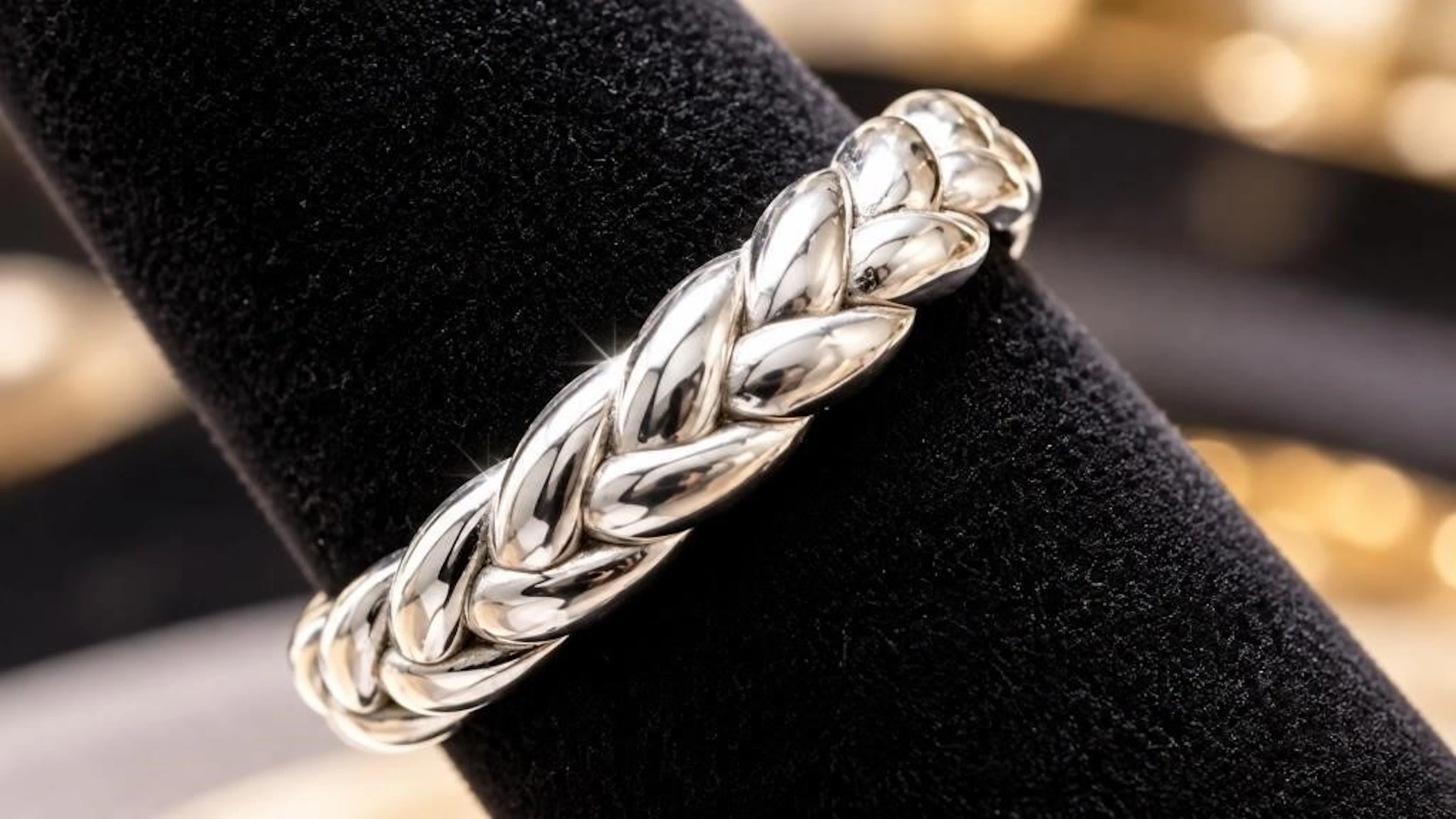 $75, Silver(3.65g), Ring, size 6, appraised/retail