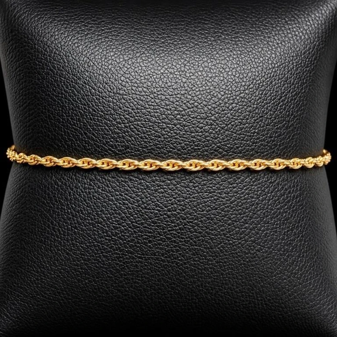 $600, 10k(0.83g), bracelet 7", retail value $600