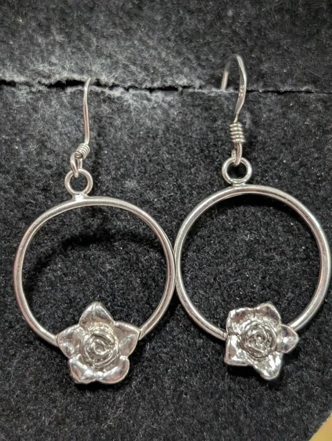 $50, Silver(2.25g), Earring, appraised/retail valu