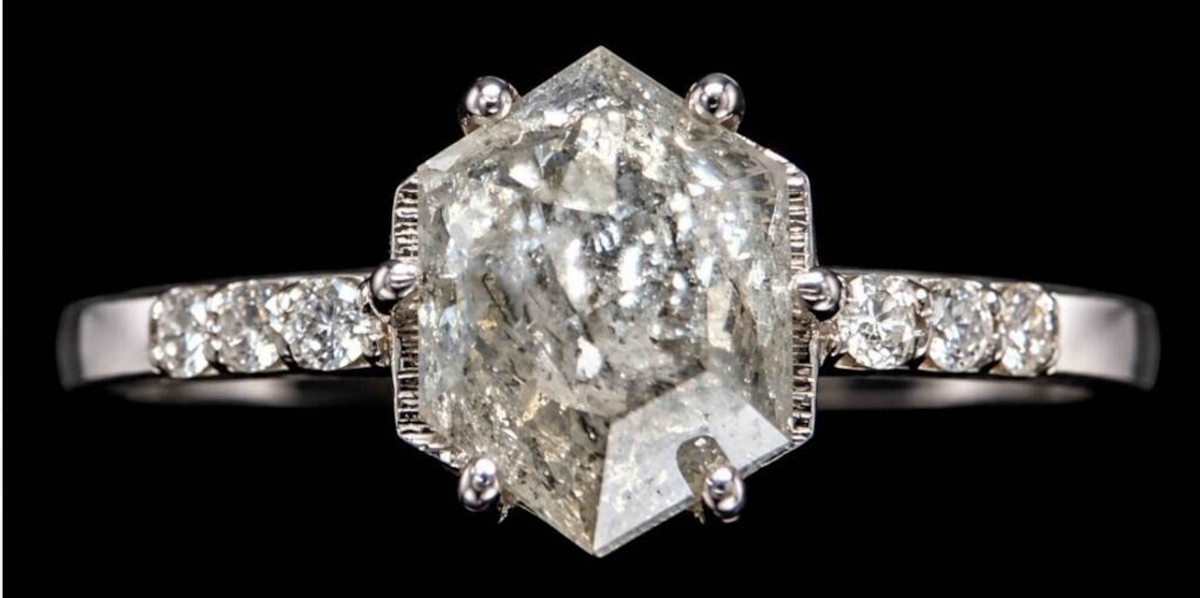 $1950, 10k(1.4g), salt and pepper diamond (0.94ct)