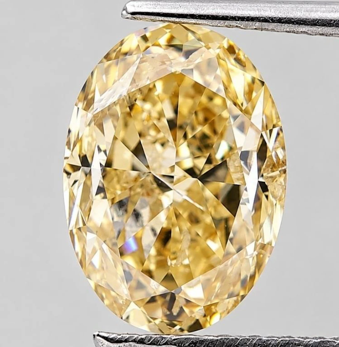 GIA Certified, natural diamond 1.5ct.OVAL M