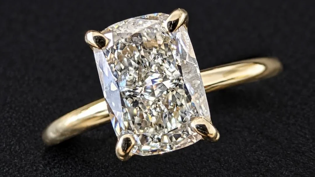 $3600, 10k(1.6g), lab diamond (1.65ct)ring, size 5