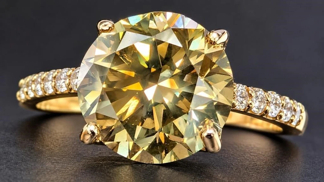 $35815, 10k(2.9g), natural color diamond (3.52+0