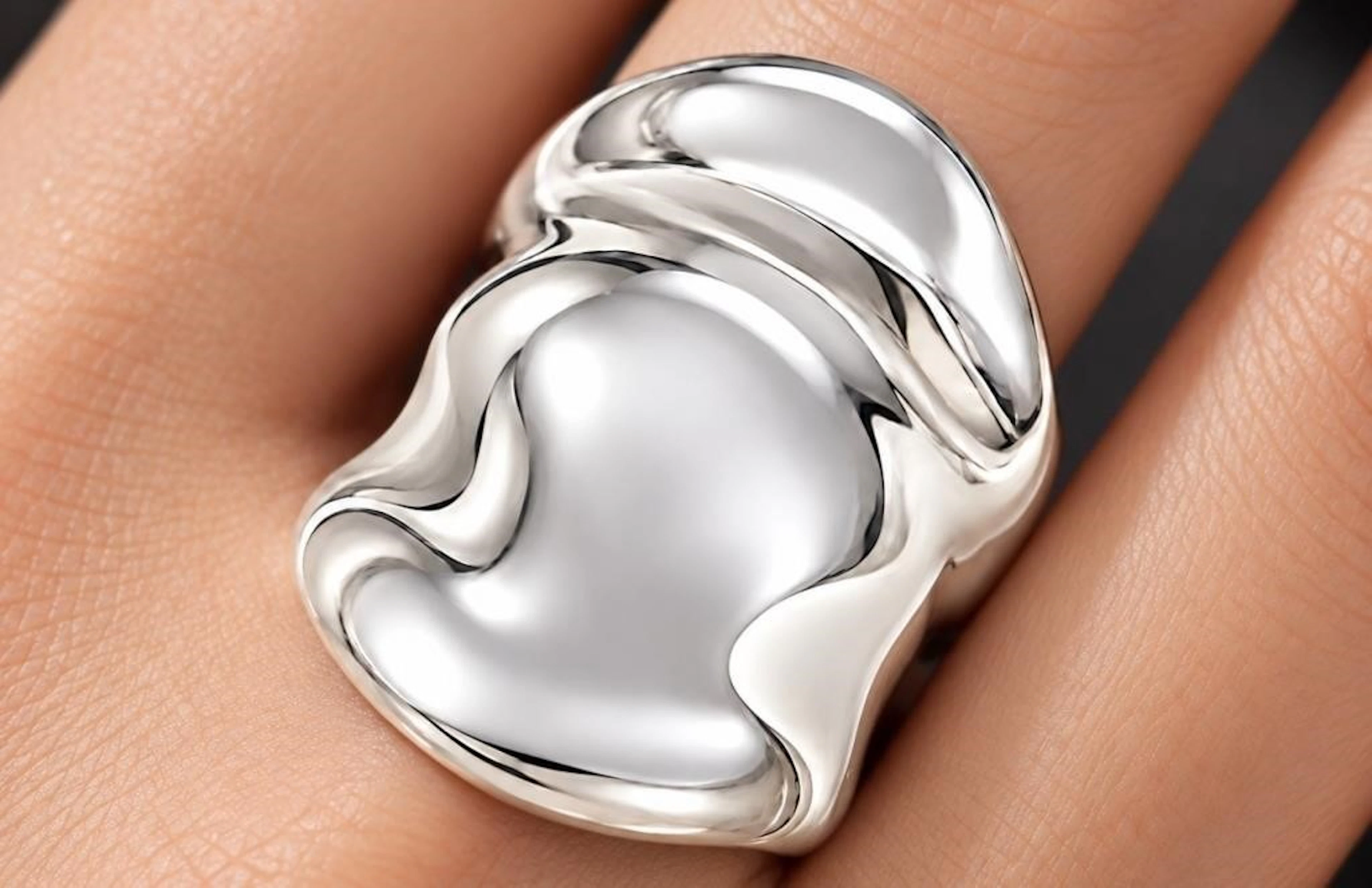 $210, silver(7g), ring, retail value $210
