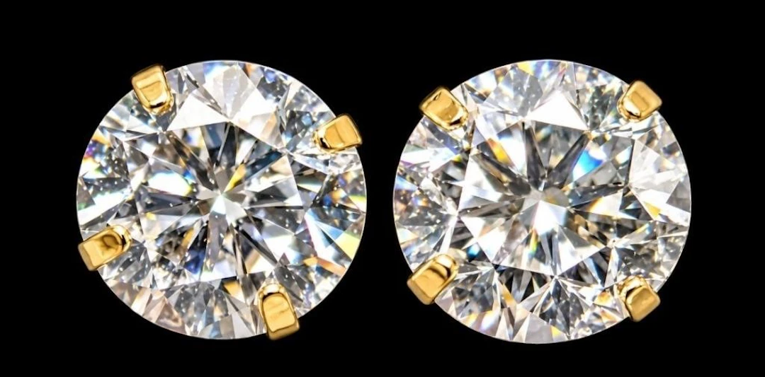 $1300, 14k(0.4g), lab diamond (0.84ct)earring, ret