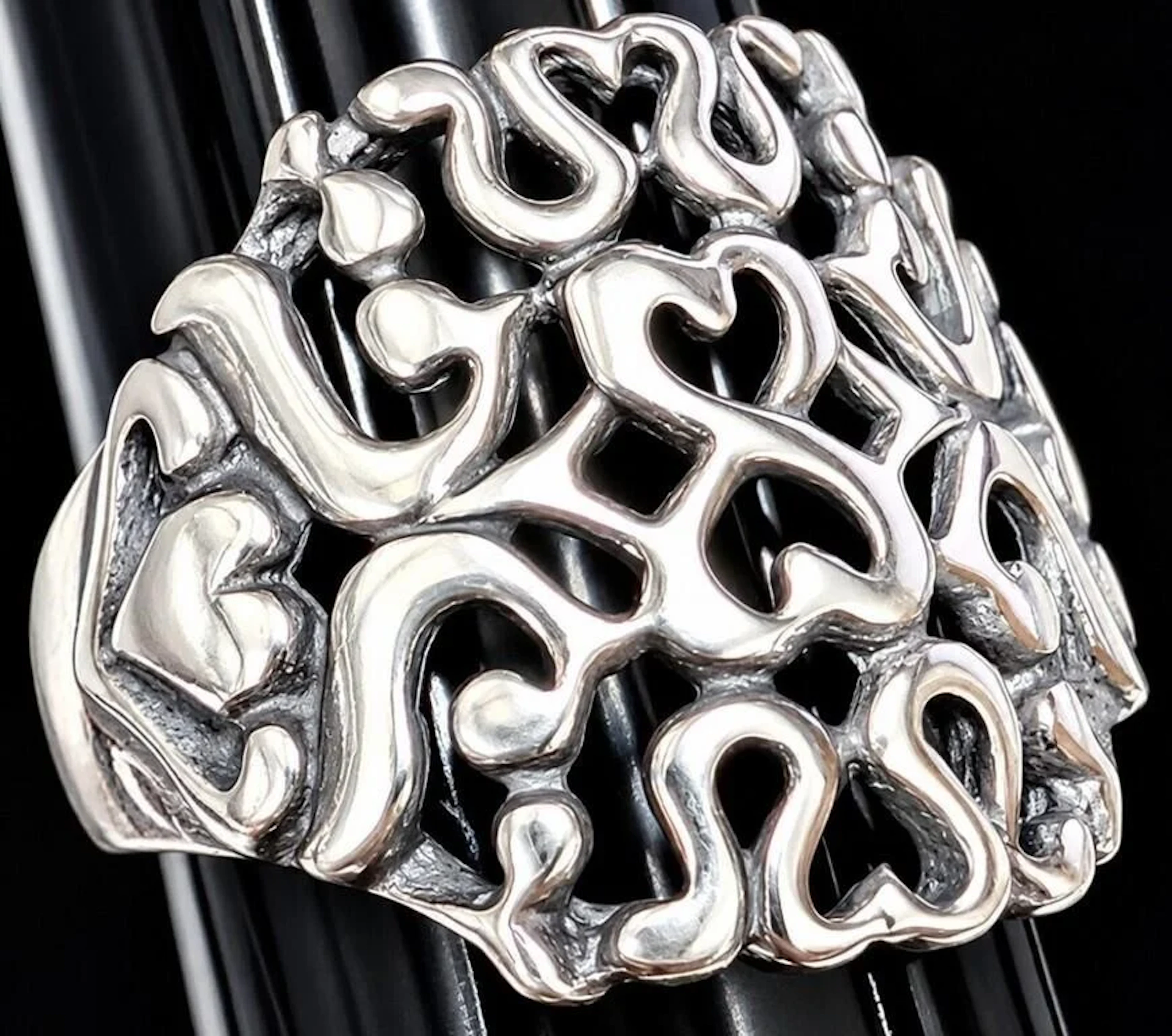 $180, silver(6.1g), ring, retail value $180