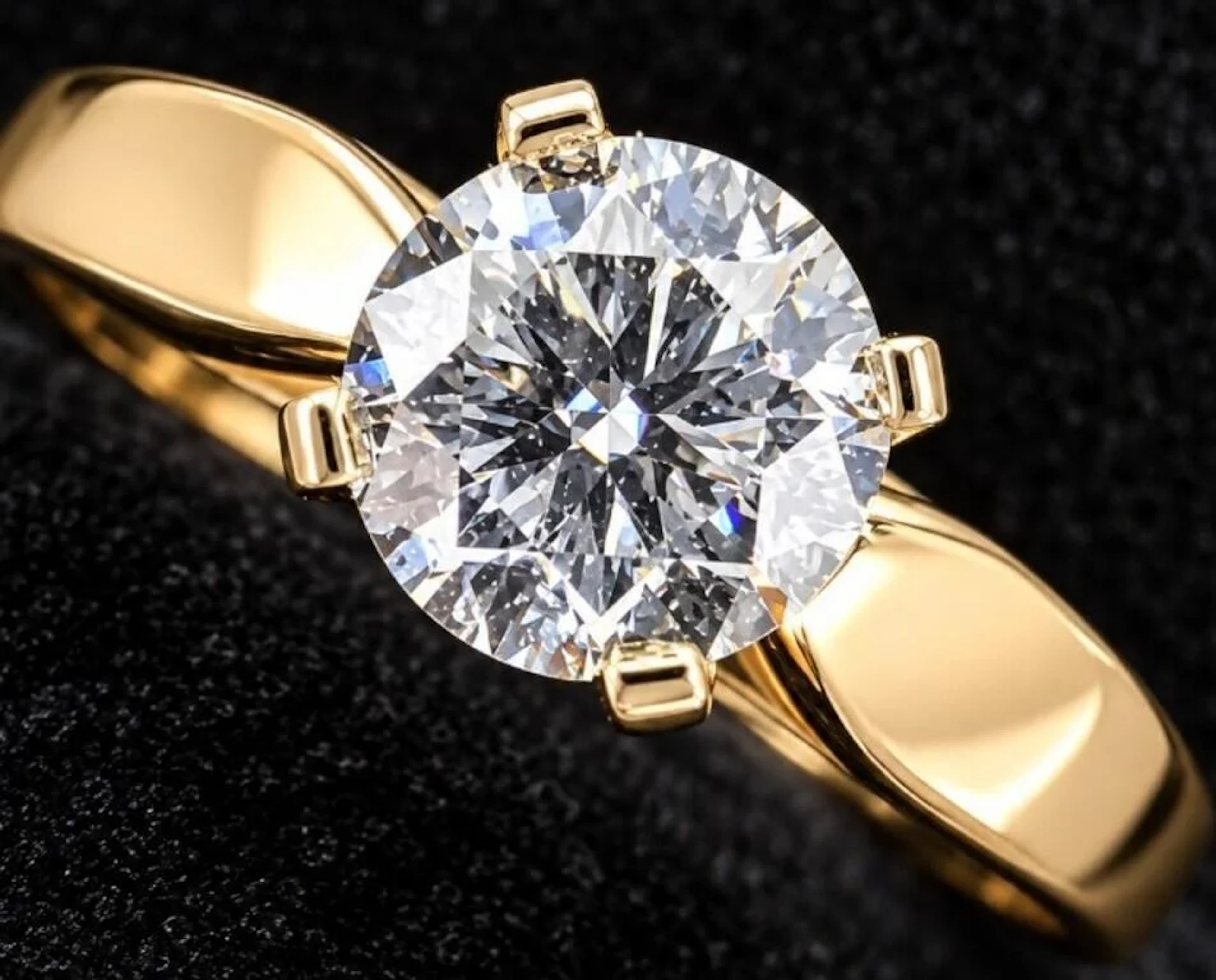 $3800, 10k(2.5g), lab diamond (0.6ct)ring, size 8