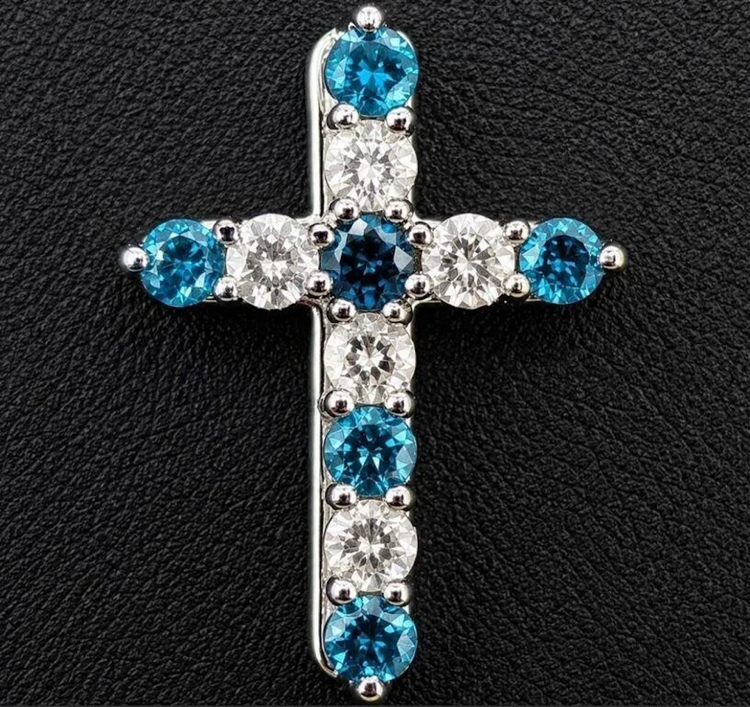 $1200, 14k(0.36g), natural diamond (0.18ct) penda