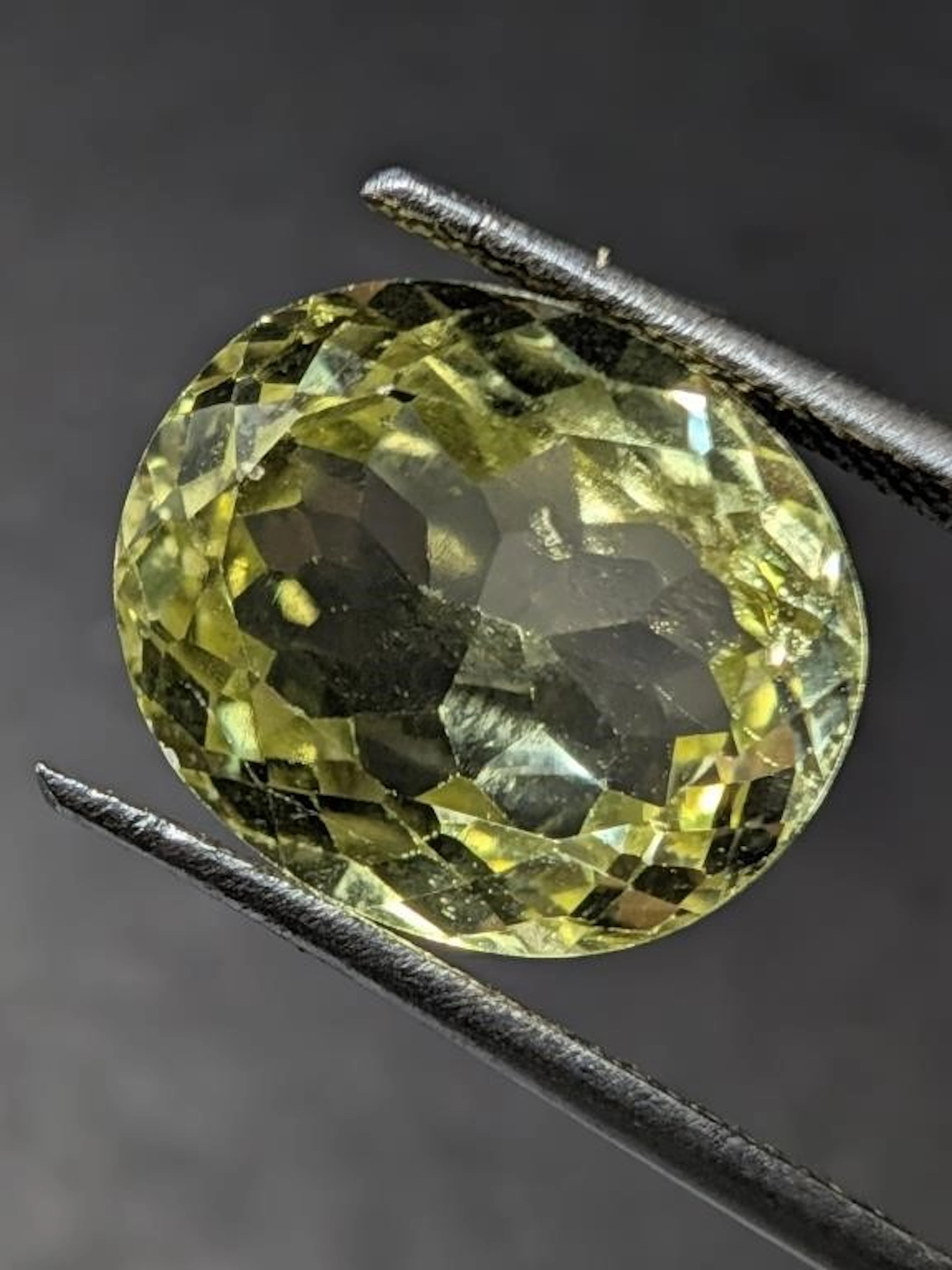 $210, Genuine Lemon Quartz (10.5ct)Gemstone, appra