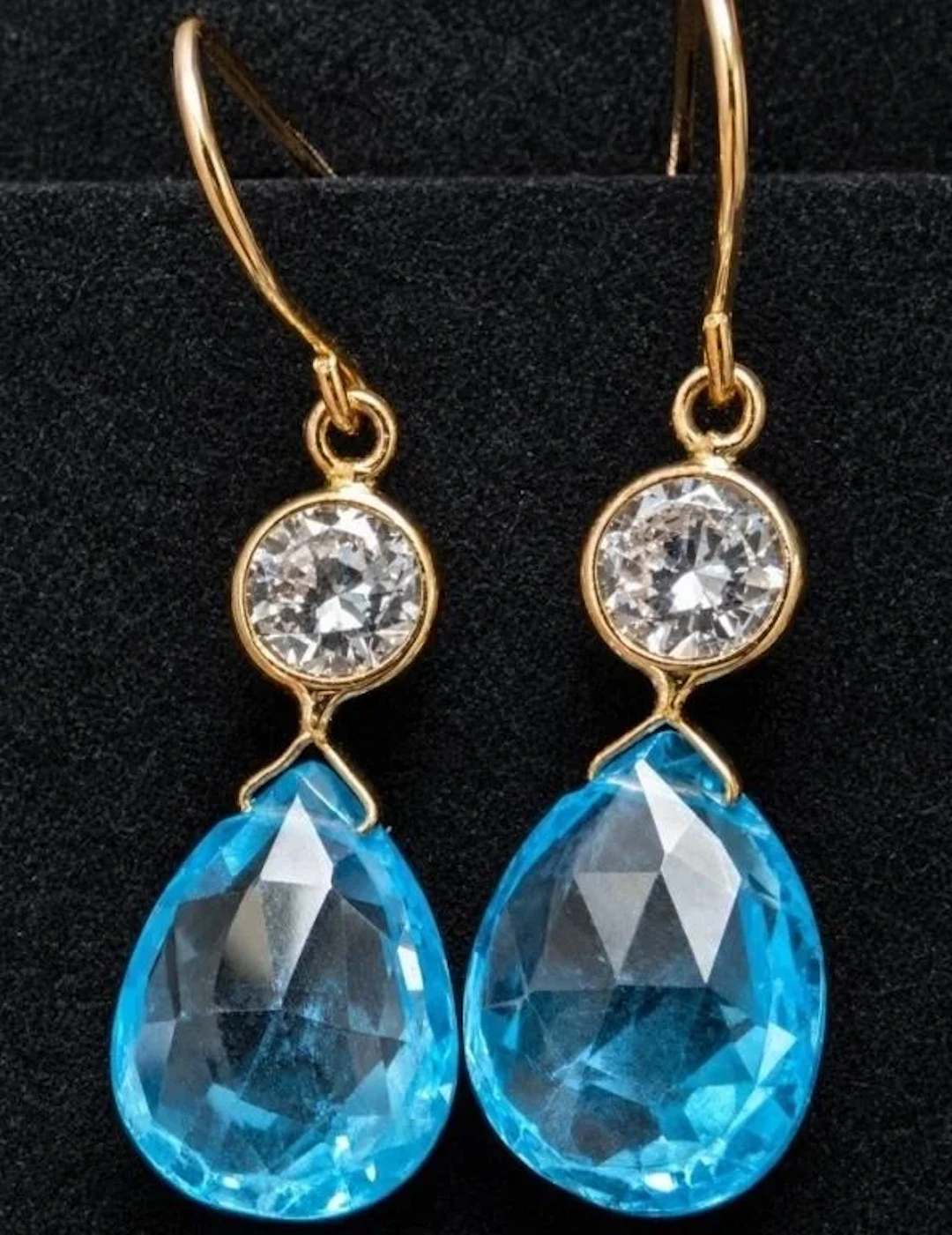 $1800, 10k(1.5g), blue topaz (app 6ct), lab diamo