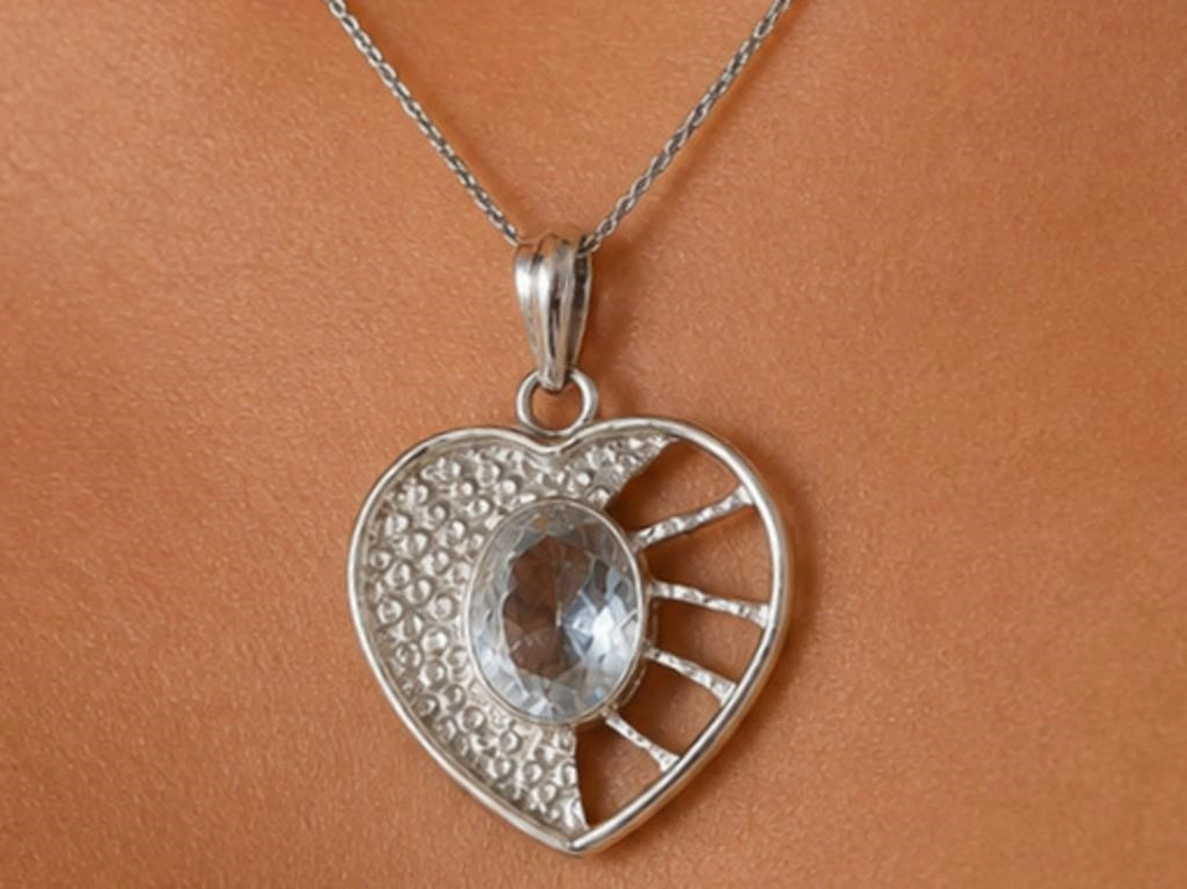 $200, Silver(7.55g), Crystle Quartz (13.6ct)Pendan