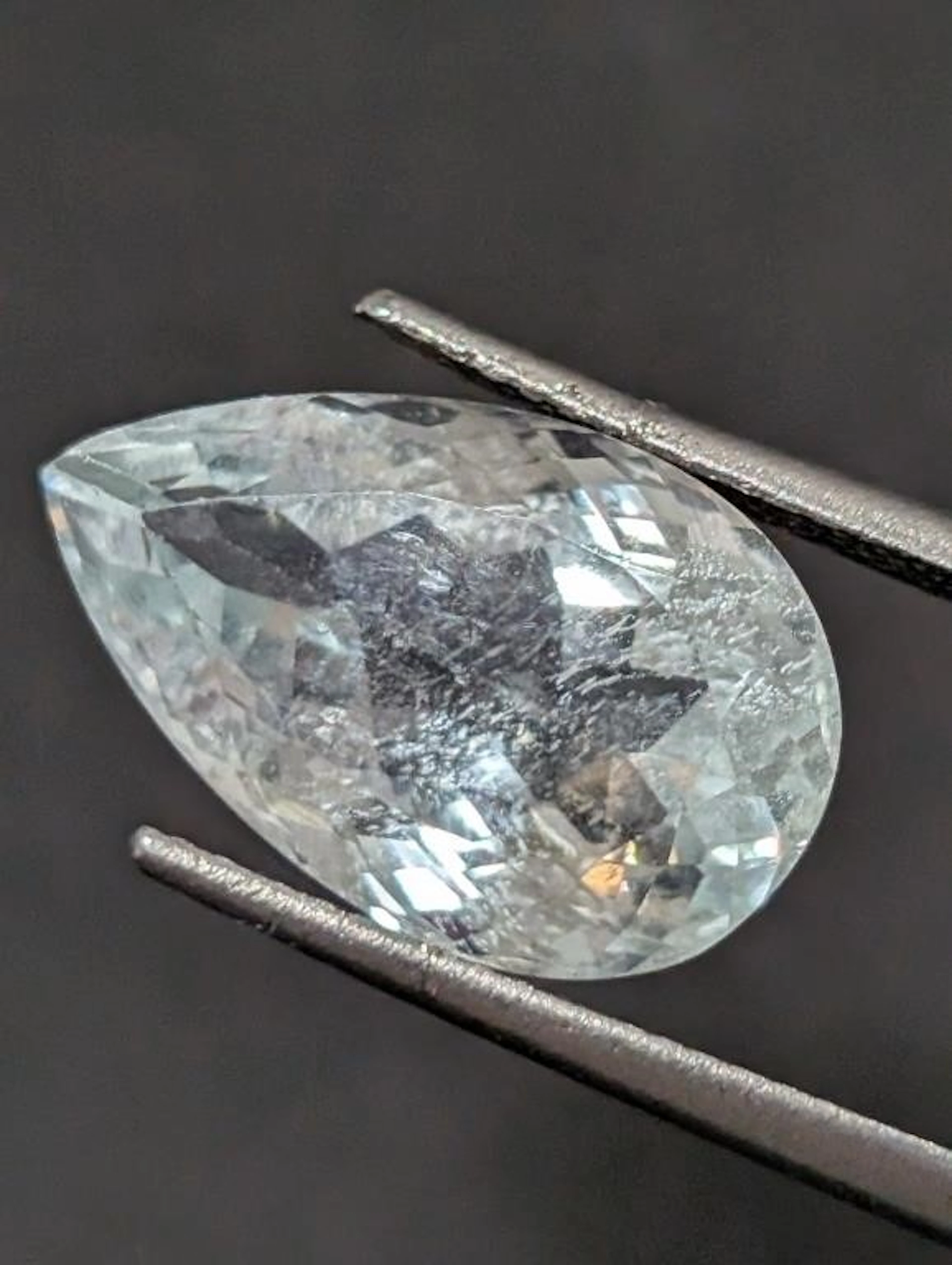 $200, Genuine Aquamarine (6.7ct)Gemstone, appraise