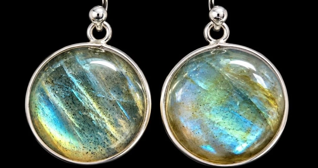 $320, silver(5.3g), labradorite (approx 10ct)earri