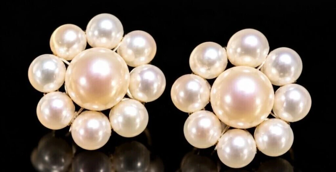 $320, 14k(1.55g), fresh water pearl earring, retai