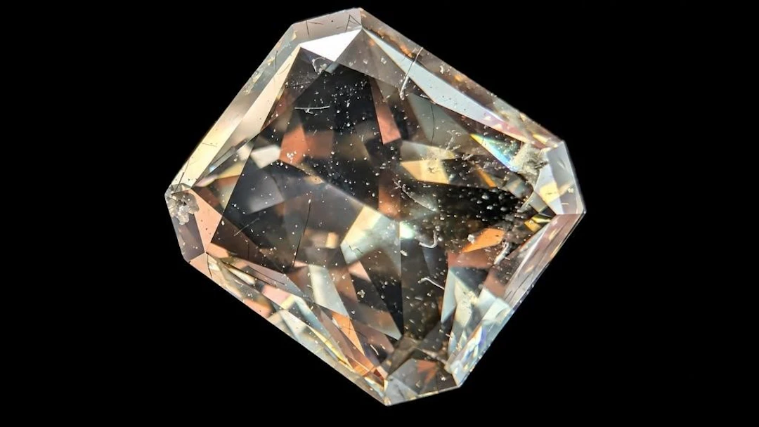 $4000, natural diamond (1.4ct)gemstone, retail val
