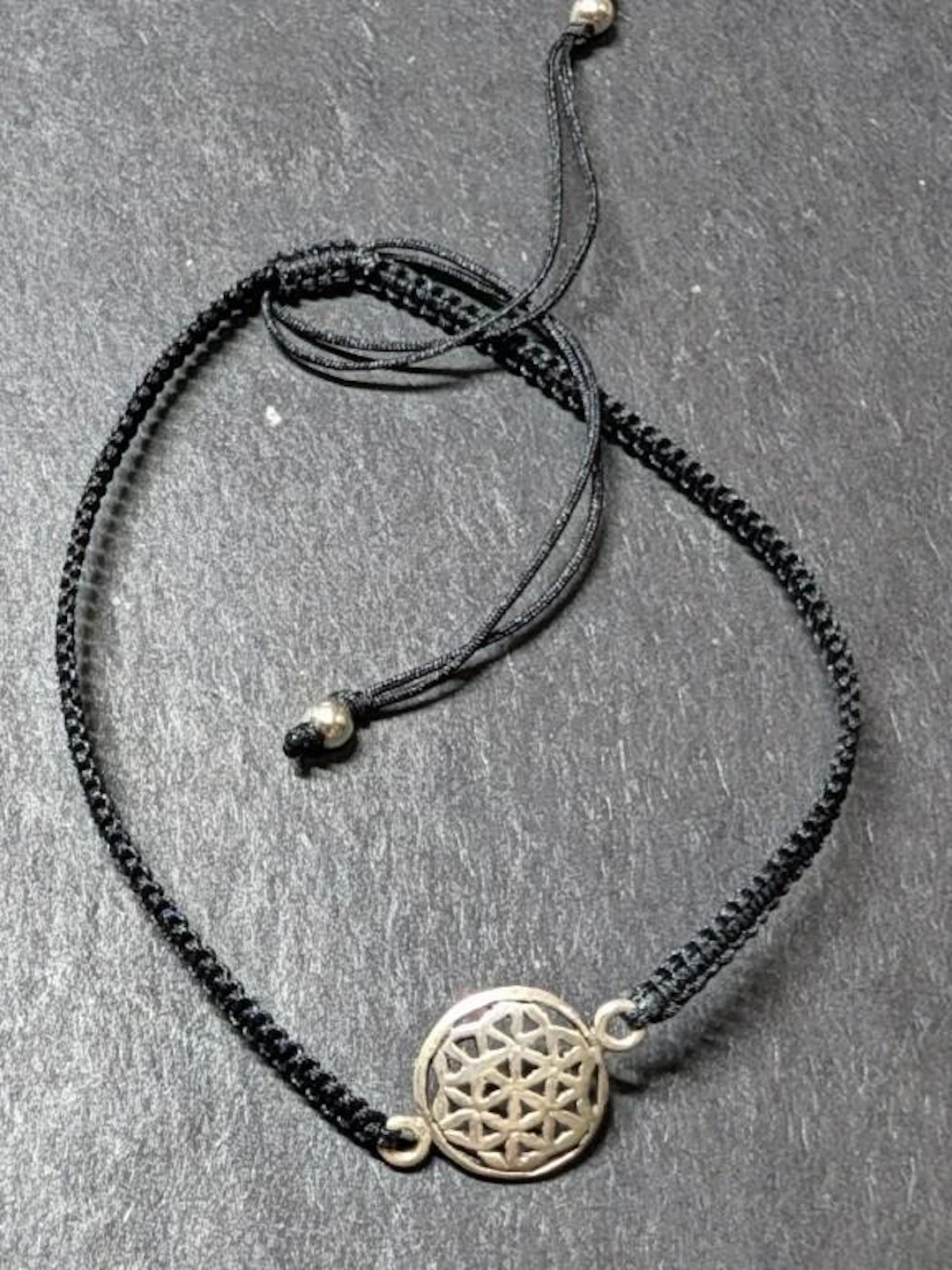 $20, bracelet, appraised/retail value $20