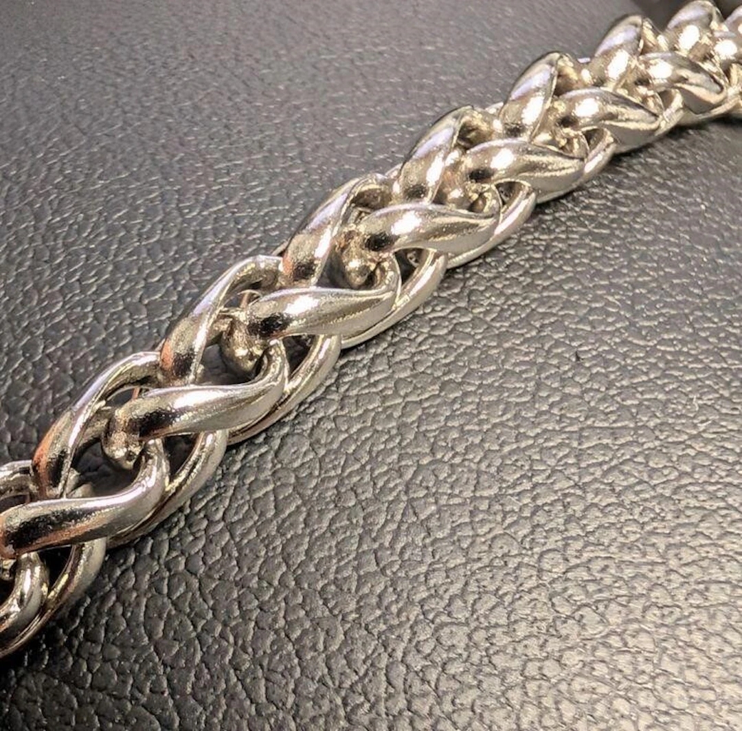 $30, base metel (11.29g), bracelet 8", retail val