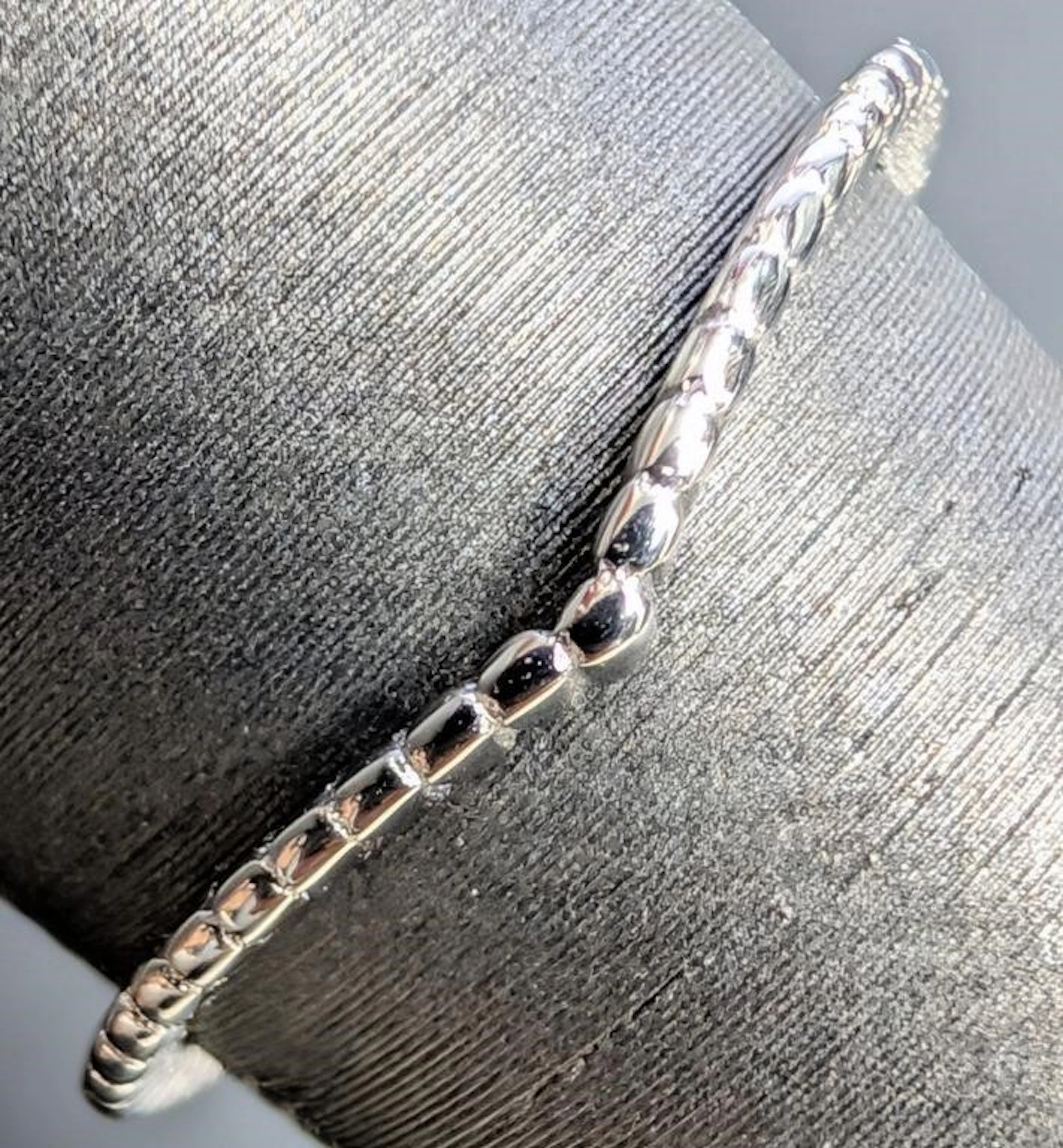 $60, silver(0.8g), ring, size 8, retail value $60