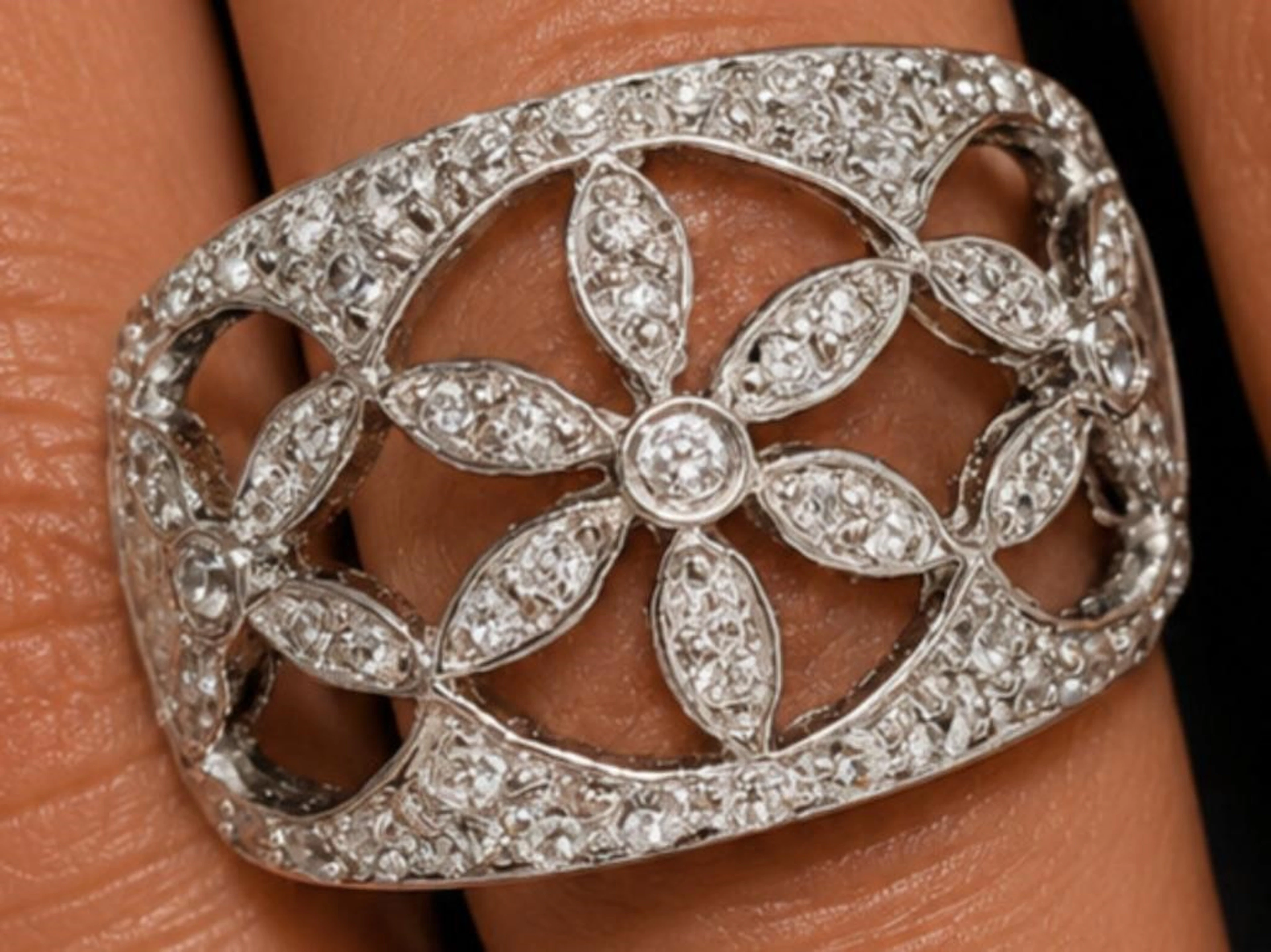 $125, Silver(4.89g), czRing, size 7, appraised/ret