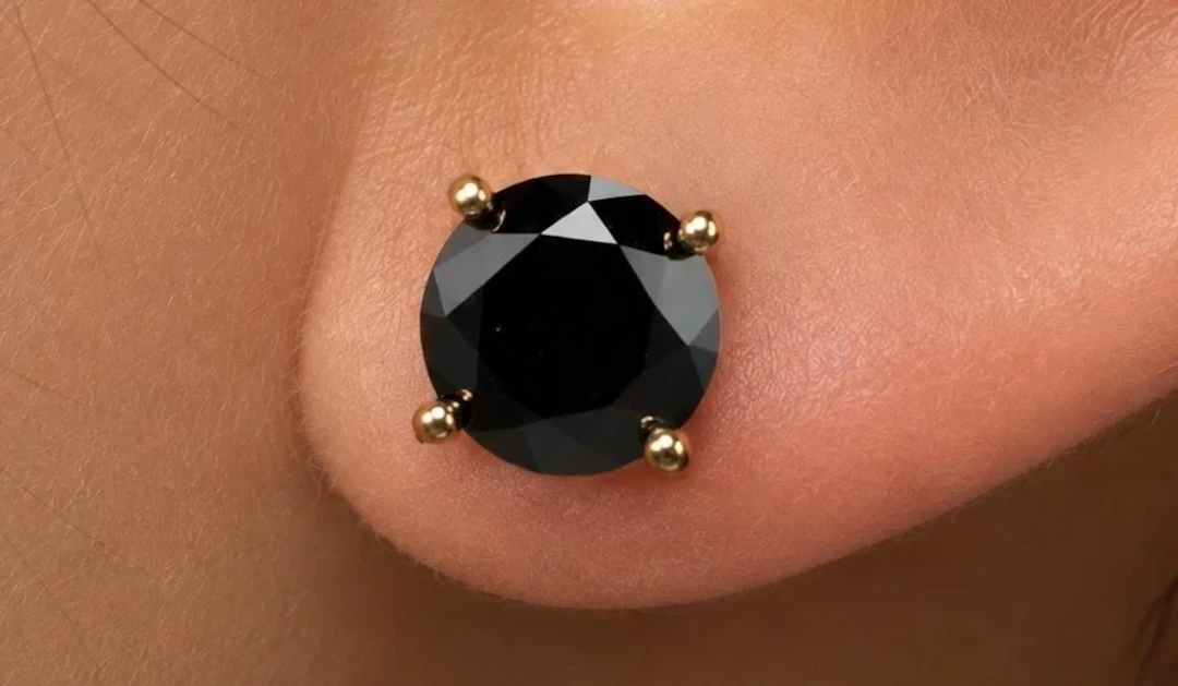 $200, 14k black diamond (1.55ct) earring, retail v