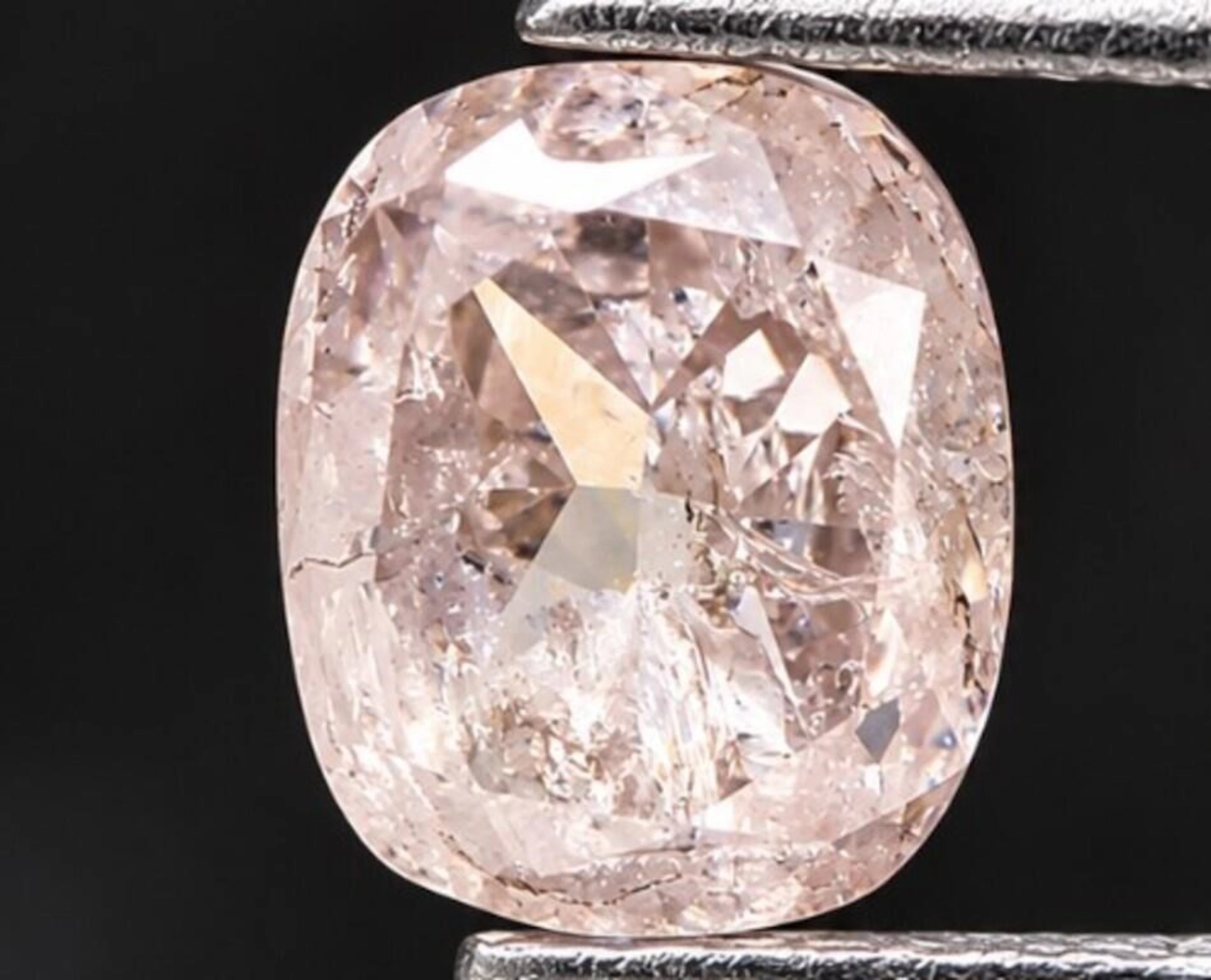 $5835* GIA Certified, natural diamond 0.9ct.Cushio