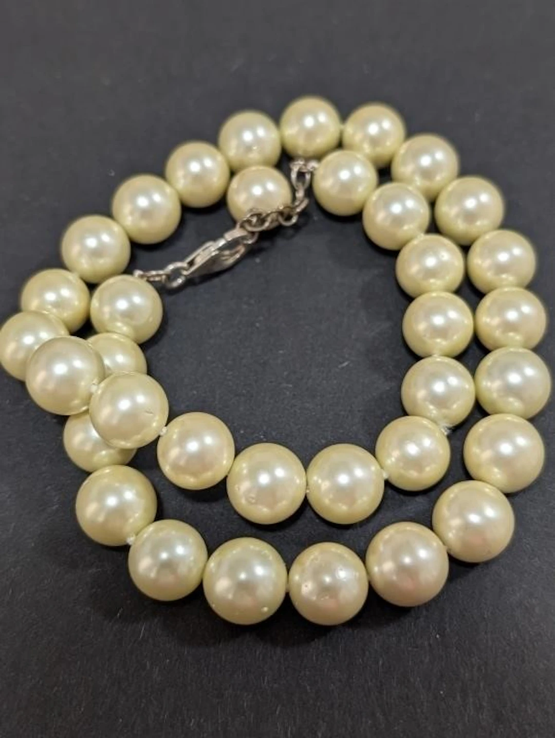 $50, Fashion jewerlyNecklace,16", appraised/retai