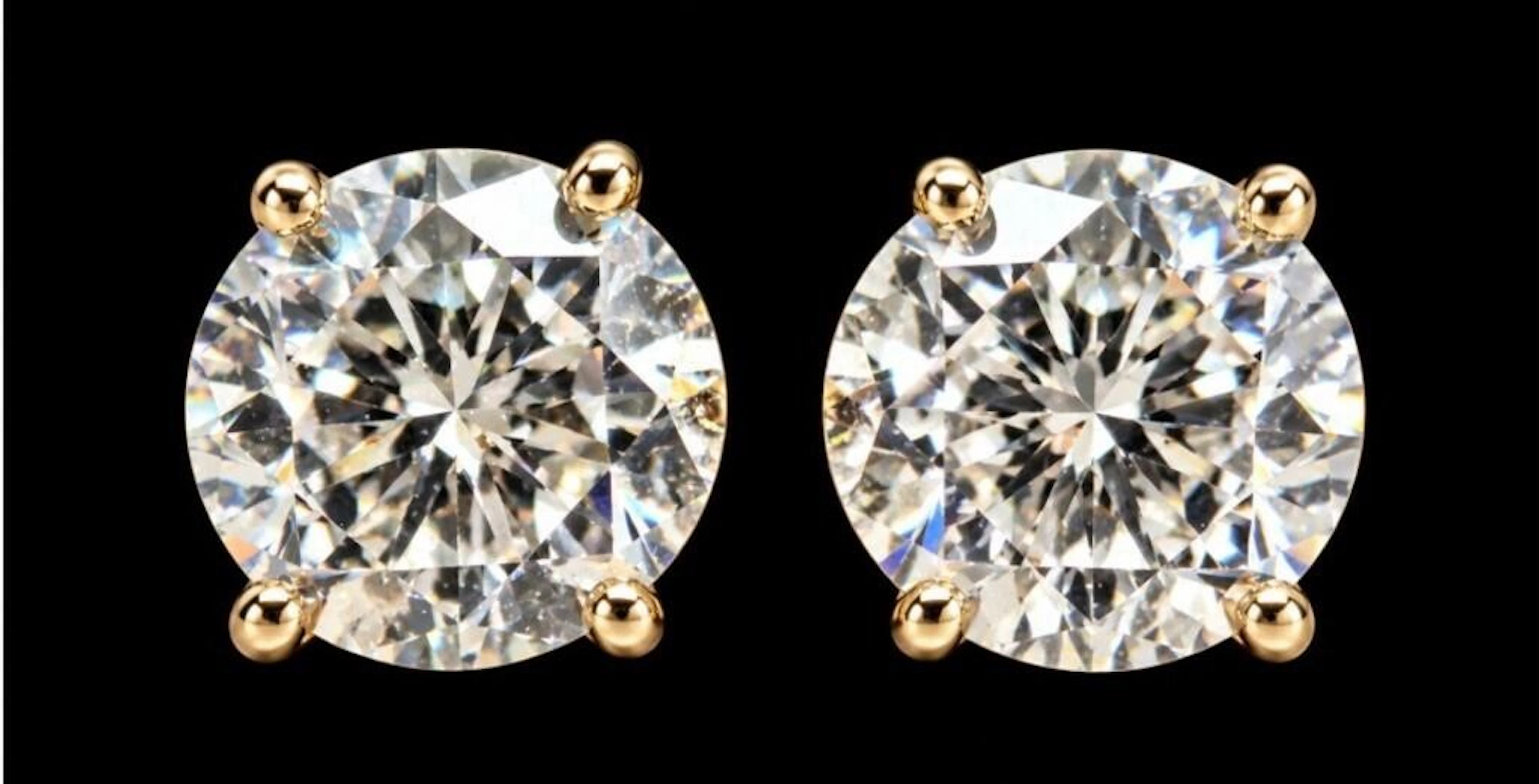 $3000, 14klab diamond (2ct)earring, retail value $