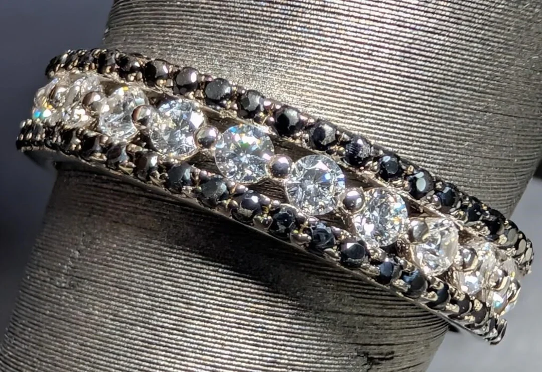 $200, silver(2.83g), genuine gemstonering, size