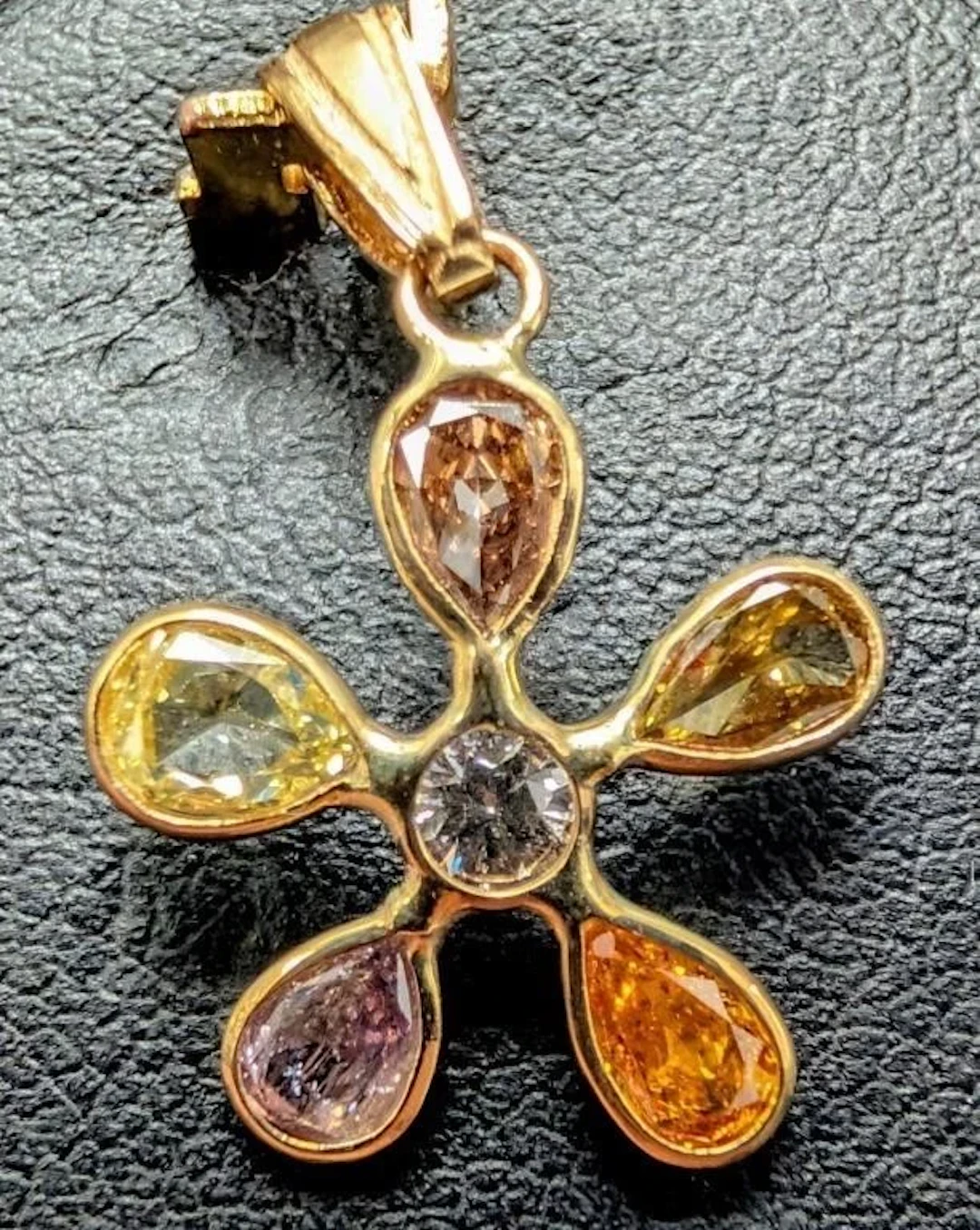 $2755, 14k(0.65g), natural fancy color diamond (0