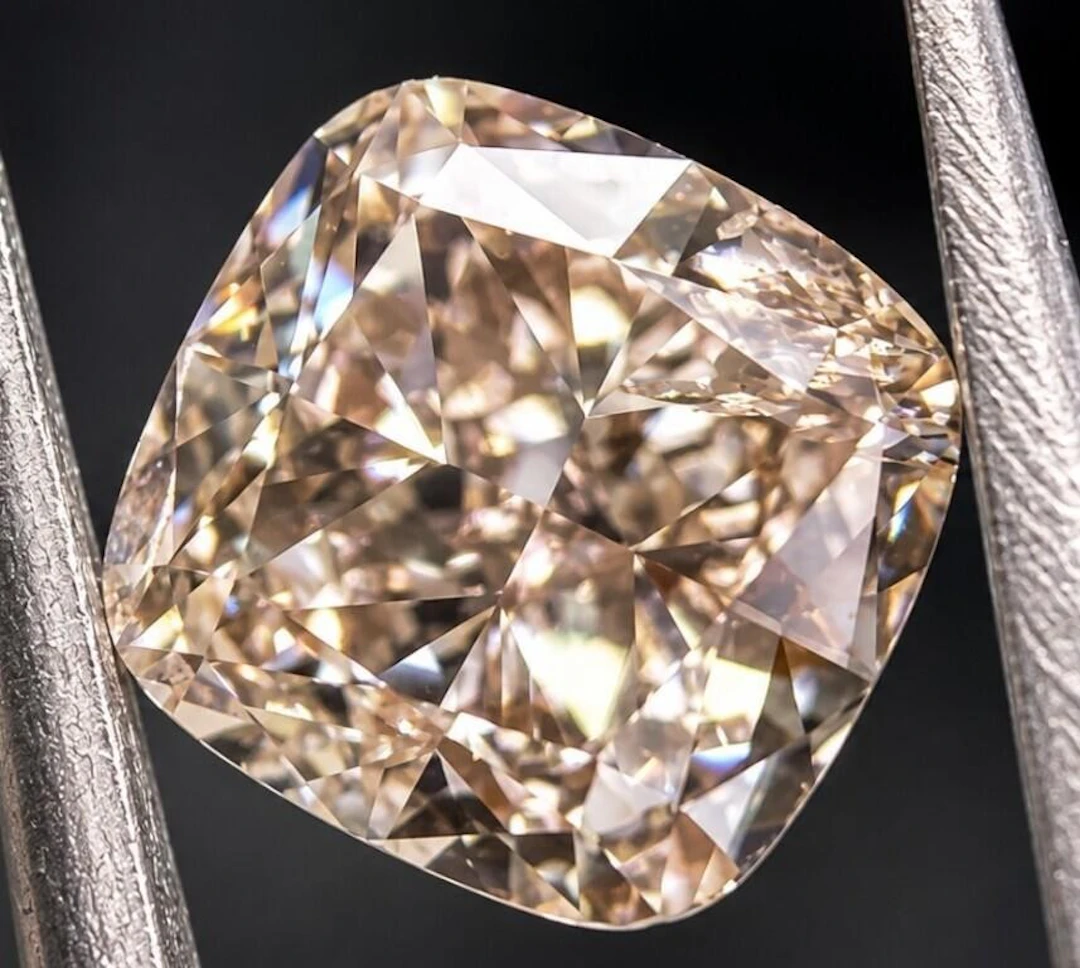 $2600* GIA Certified, natural diamond 0.45ct.Cushi