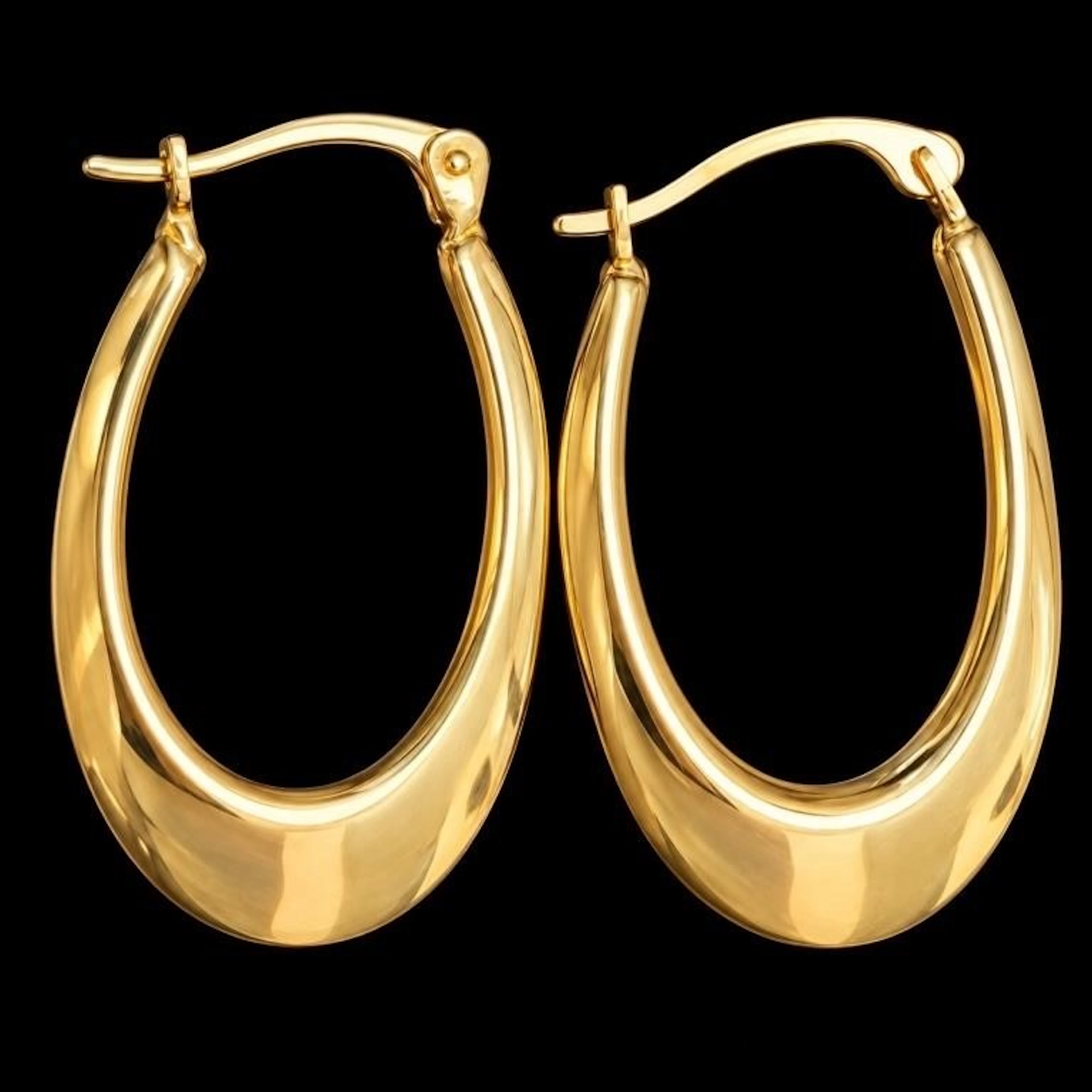 $700, 10k(0.96g), earring, retail value $700