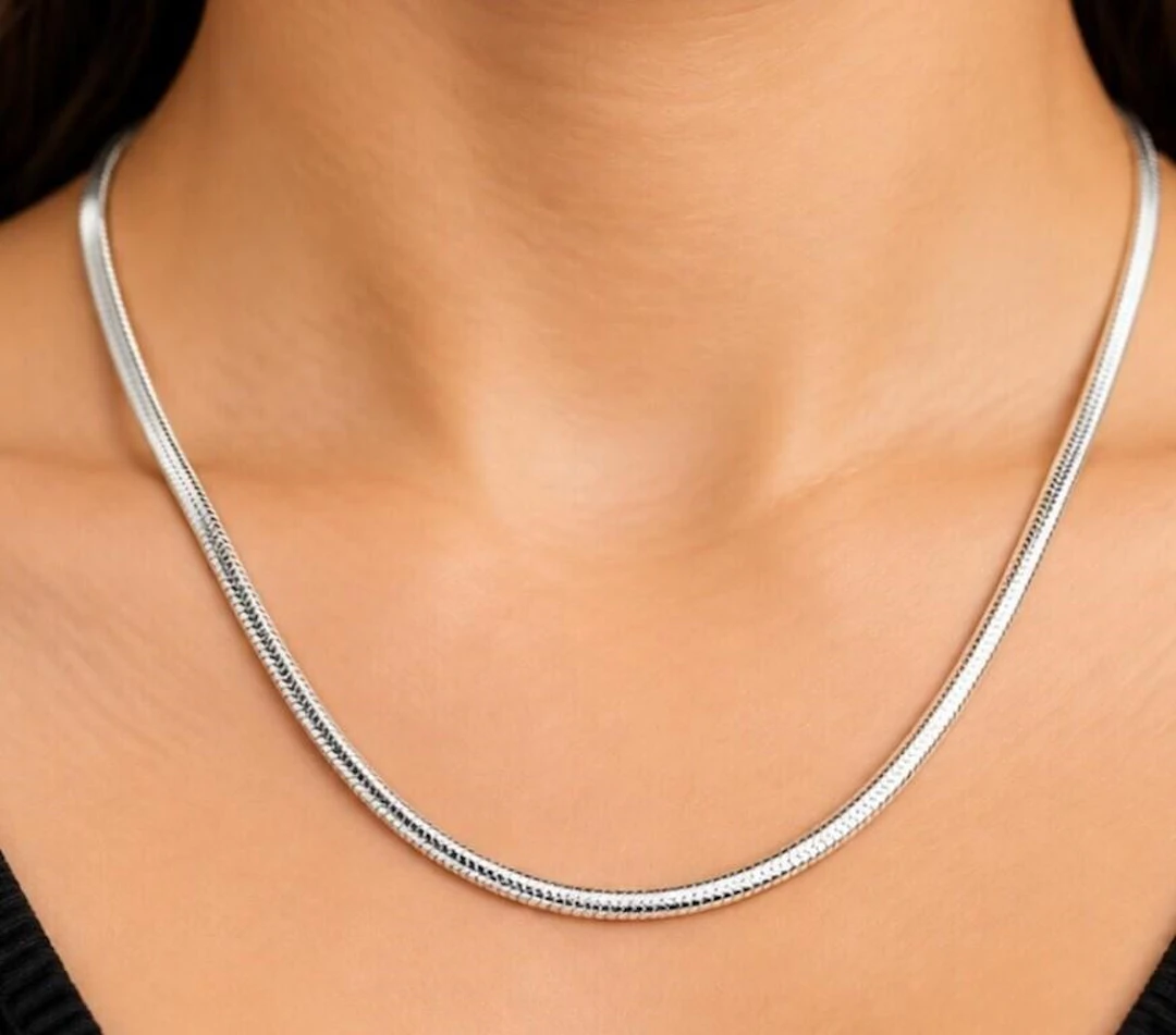 $200, silver(5g), chain 16", retail value $200