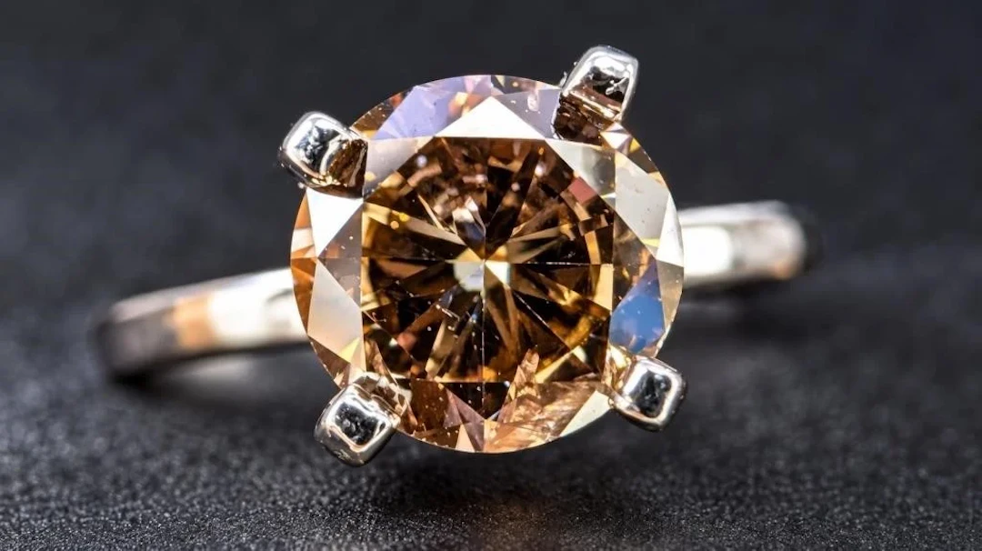 $5310, 14k(2.4g), diamond (1.1ct)ring, size 6, app