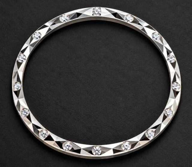 $380, silver (12.8g), bangle, retail value $380