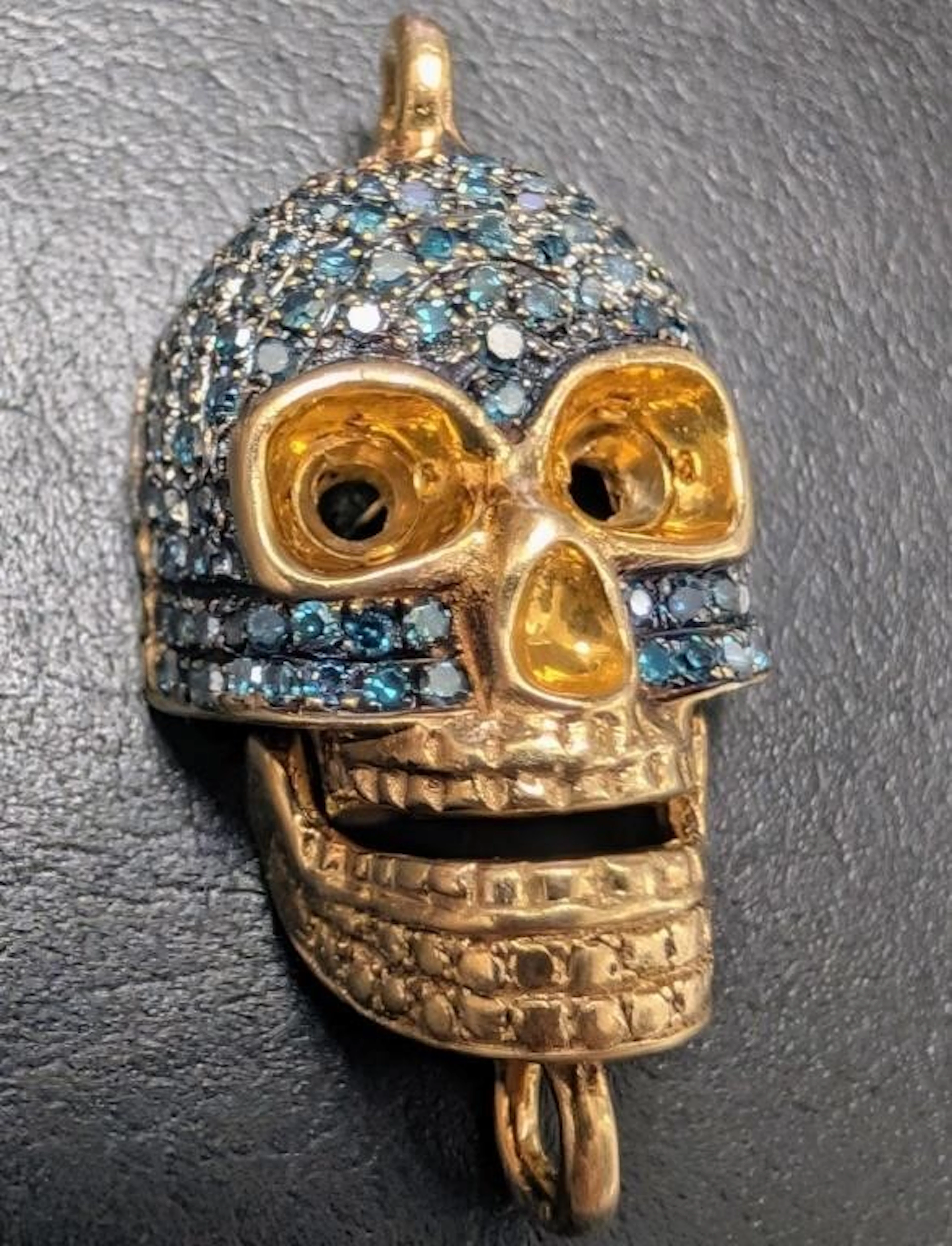 $2800, 10k(3.53g), natural diamond (0.6ct) penda