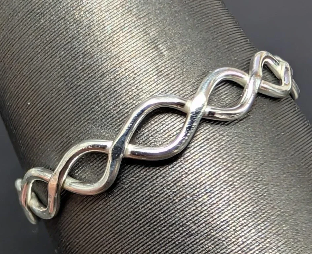 $30, silver ring, retail value $30