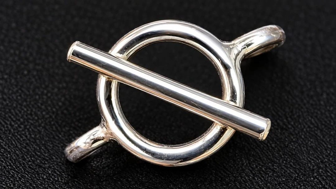 $80, silver(1.6g), ring, size , retail value $80