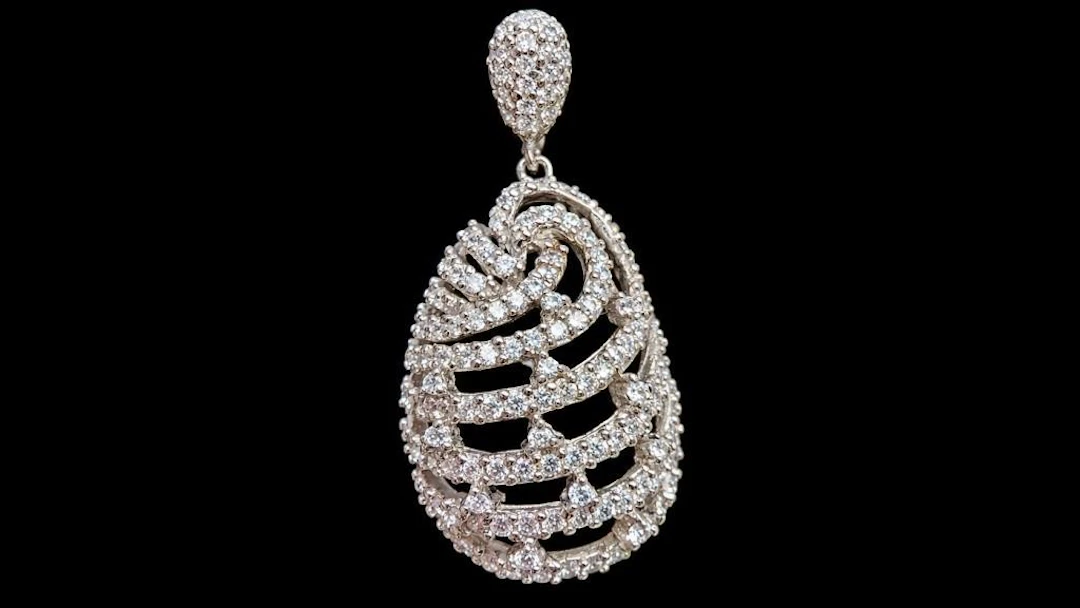 $120, silver(4.1g), czpendant, retail value $120