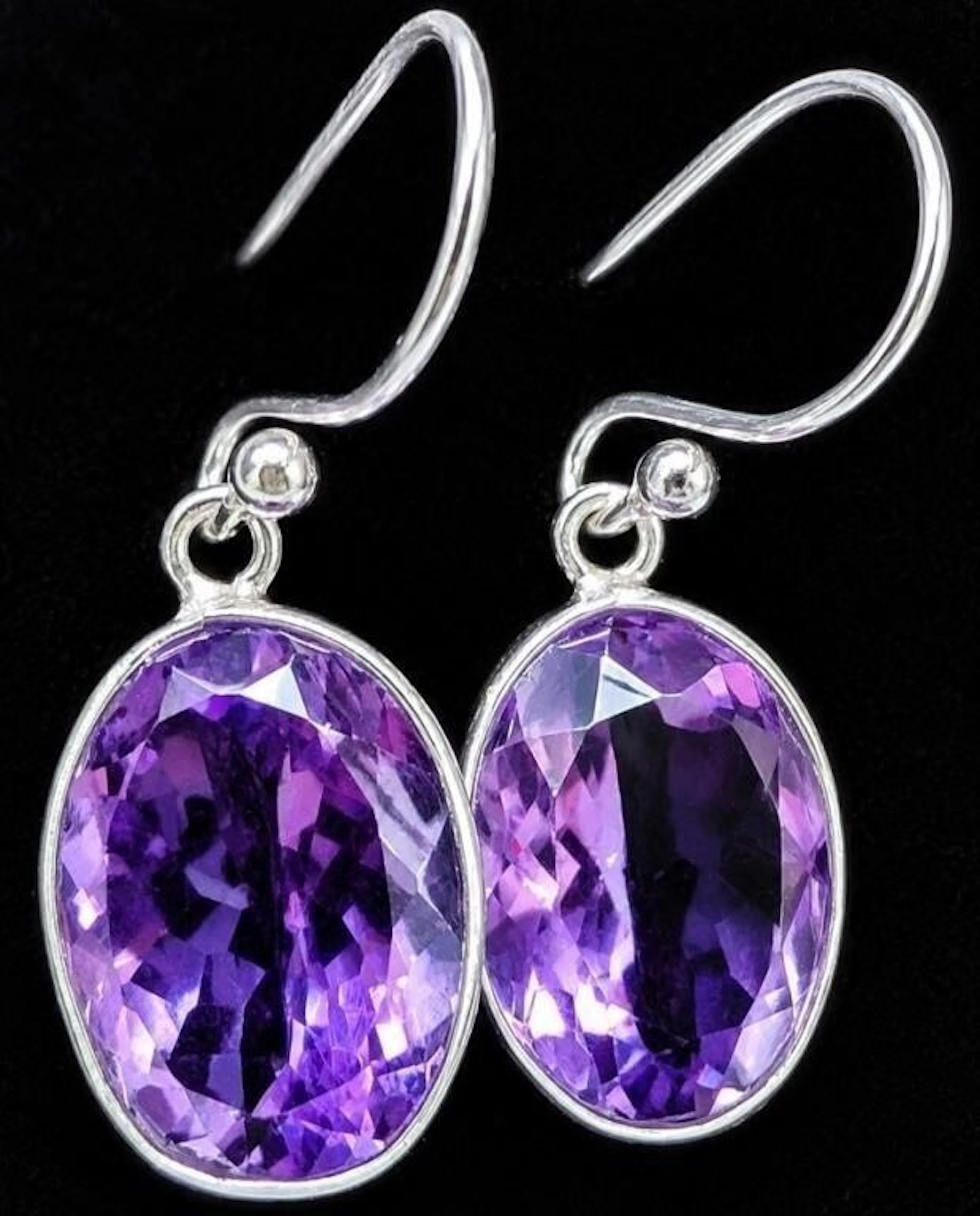 $240, silver(3.06g), amethyst earring, retail val