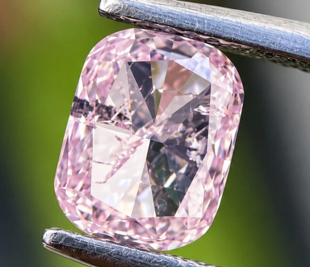 $20560* GIA Certified, natural diamond 0.39ct.Cush