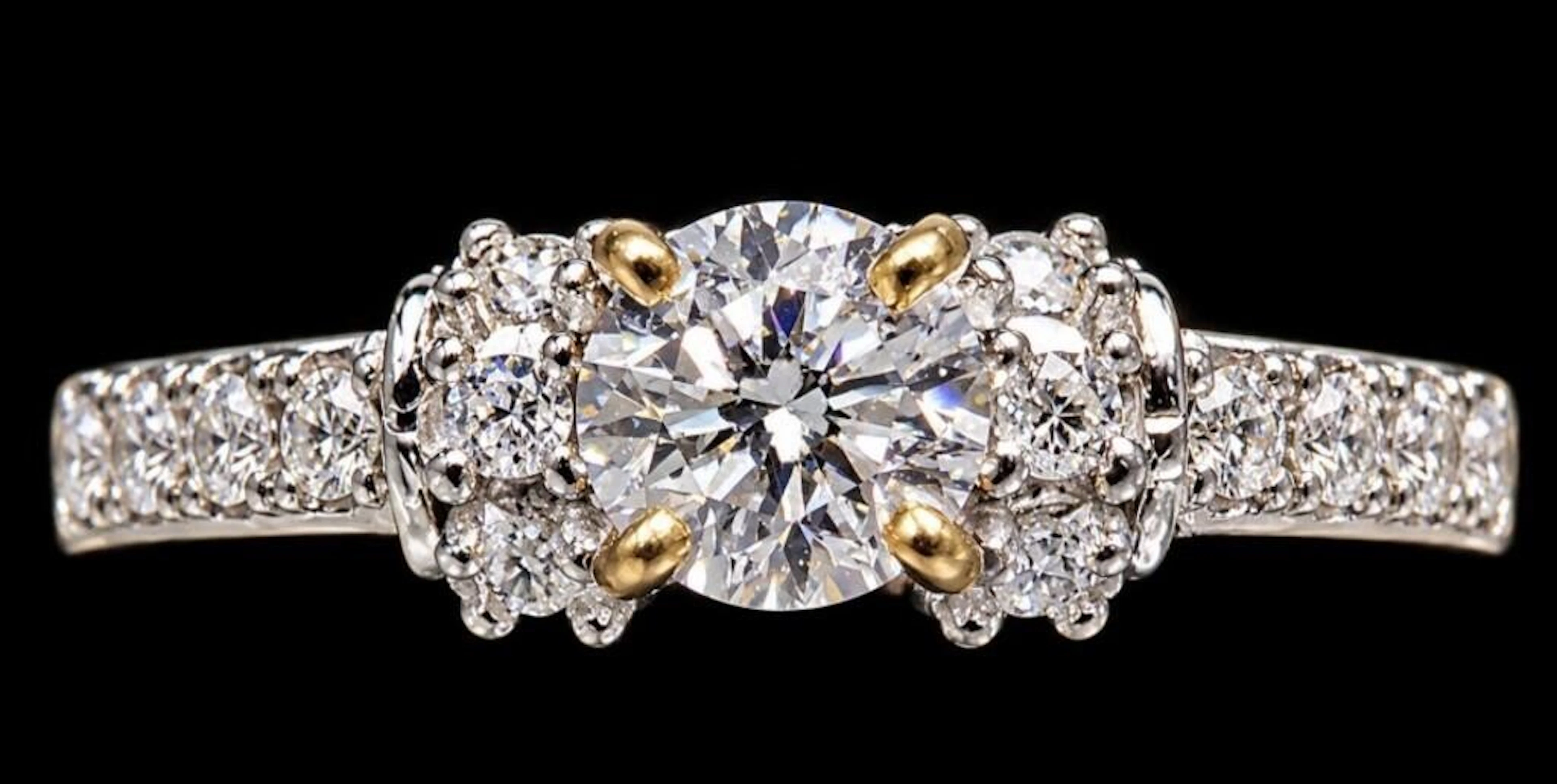 $2400, 10k(1.8g), lab dimond (0.25ct), cz (0.1ct)r