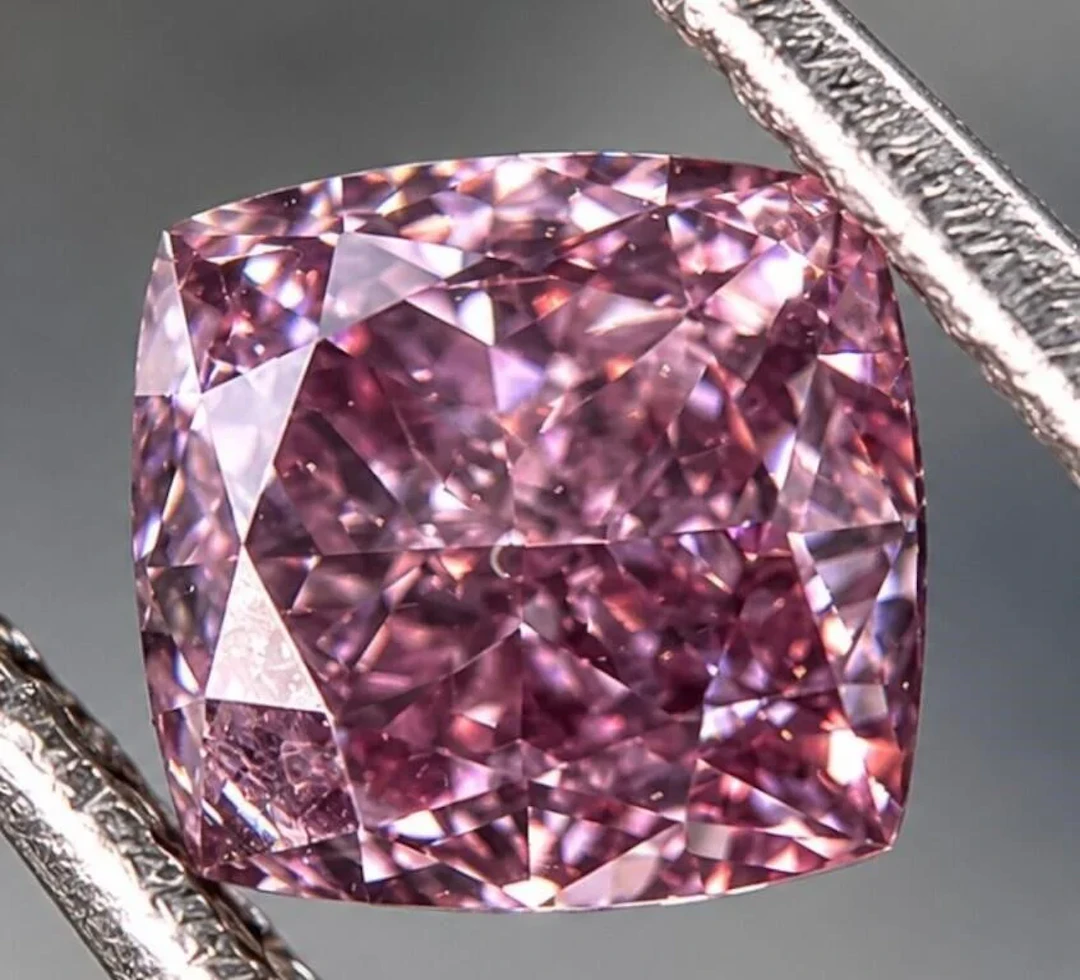 $83924* GIA Certified, natural diamond 0.25ct.CUSH
