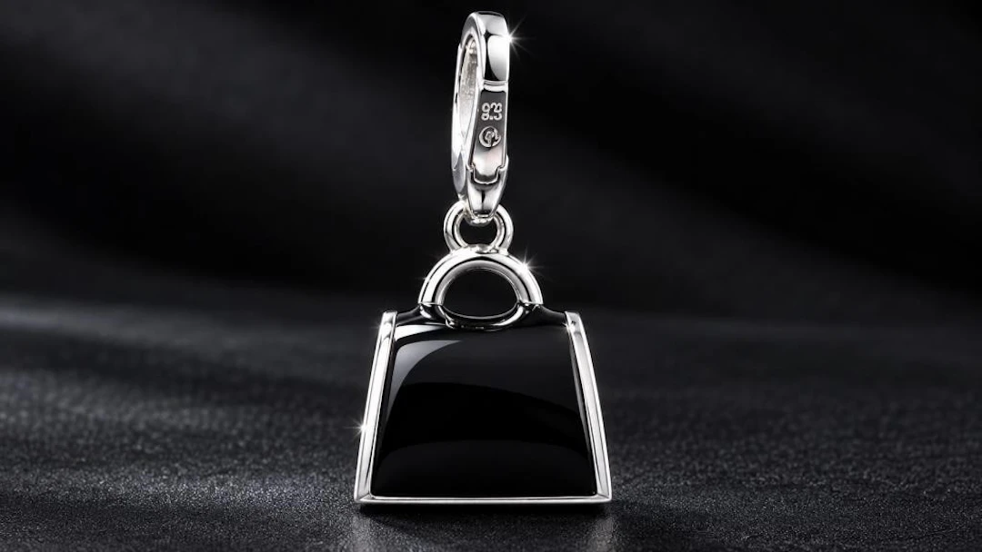 $85, Silver(3.41g), Black onyxPendant, appraised/r