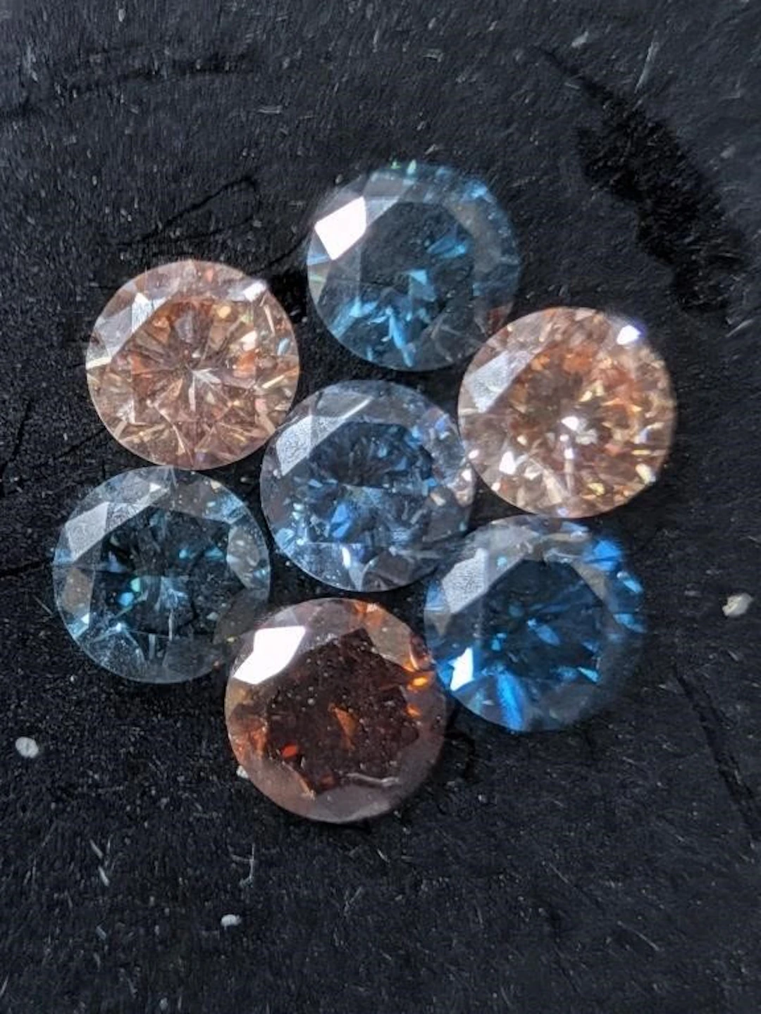 $400, Fancy color Lab Diamond (1ct)Gemstone, appra