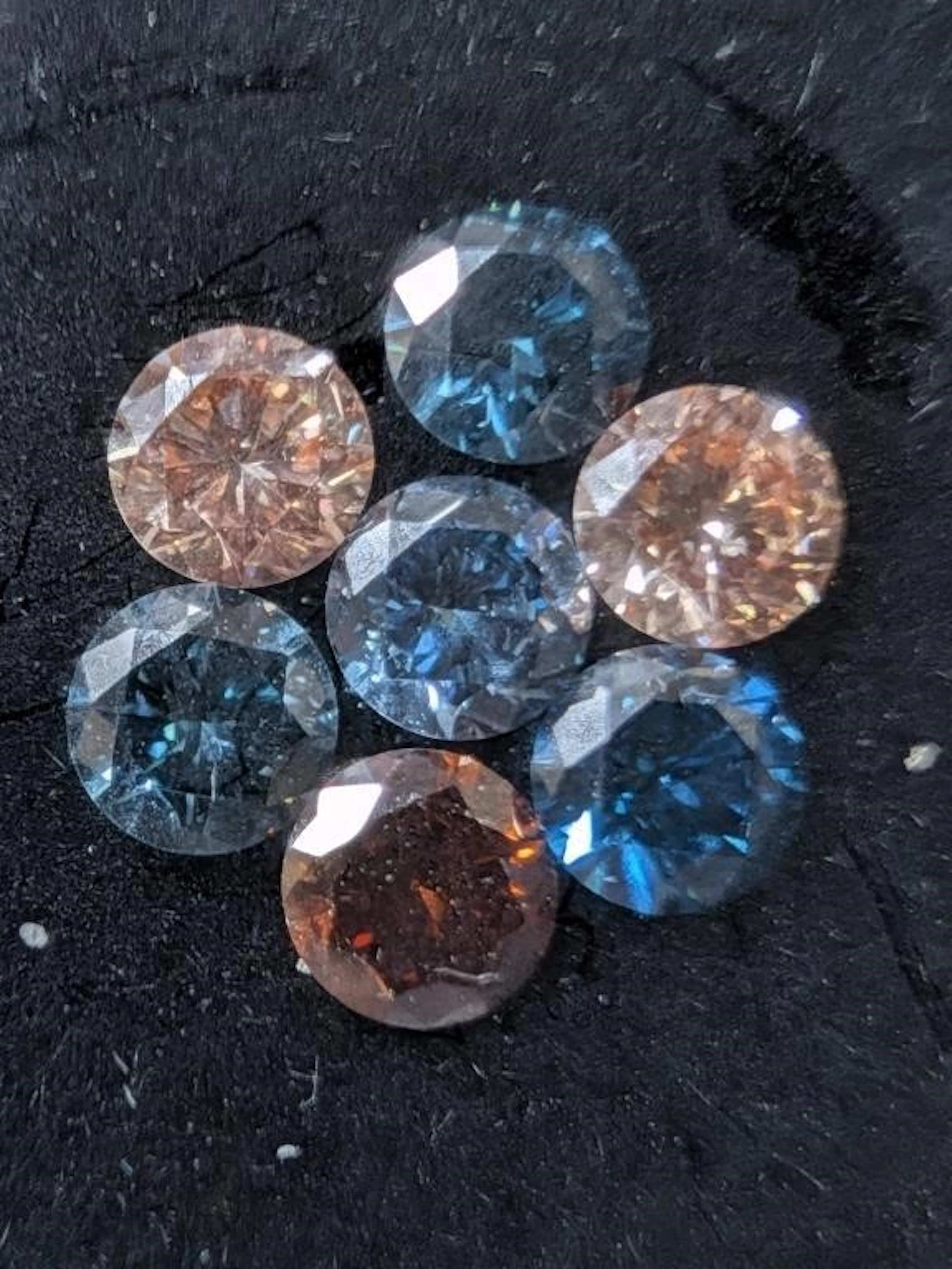 $400, Fancy color Lab Diamond (1ct)Gemstone, appra