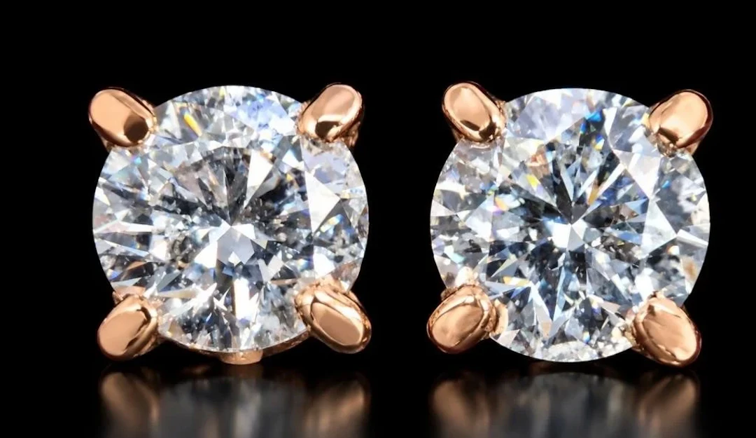 $4000, 14k(1.6g), lab diamond (1.5ct)earring, reta