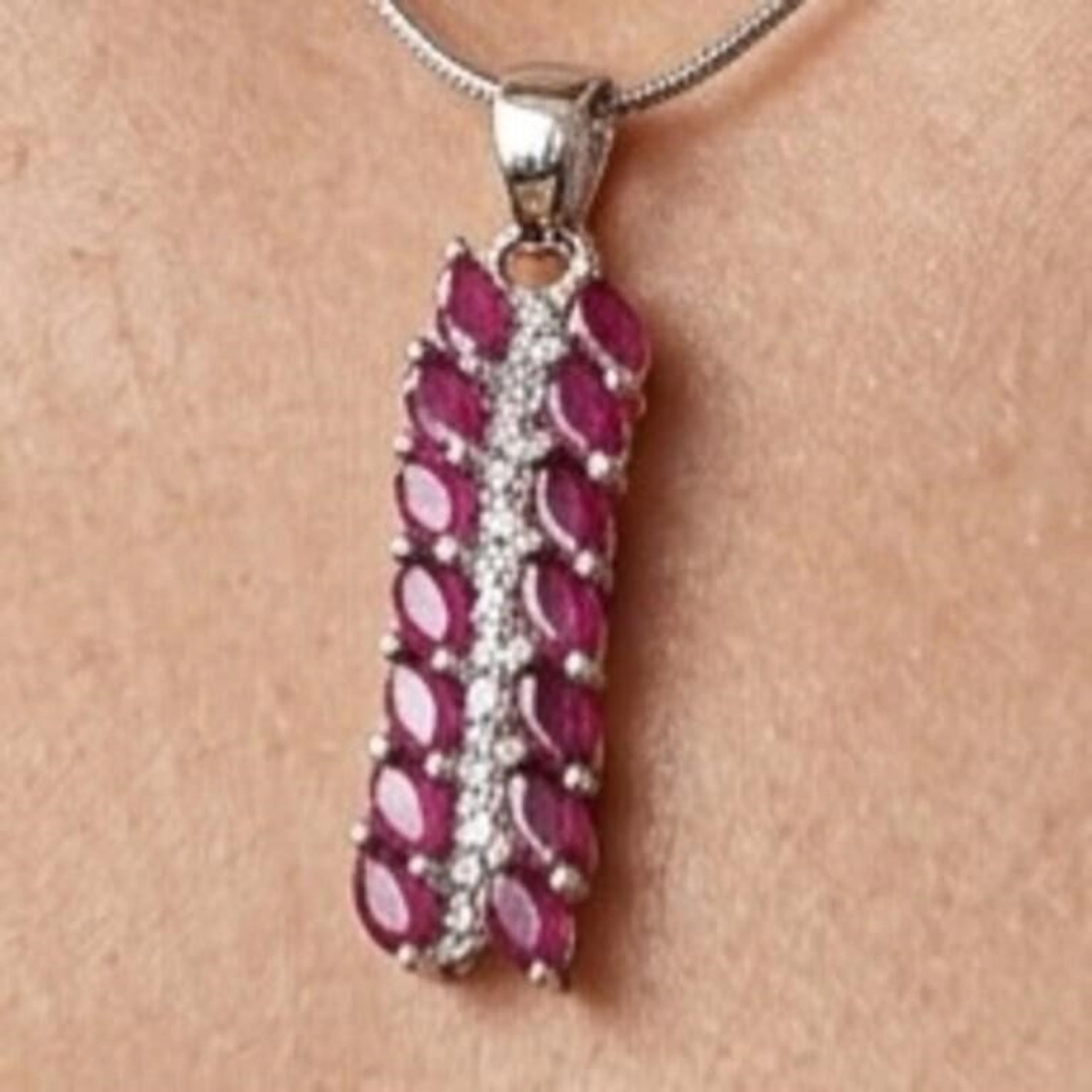 Silver 3.25g Ruby 1.35ct Pendant