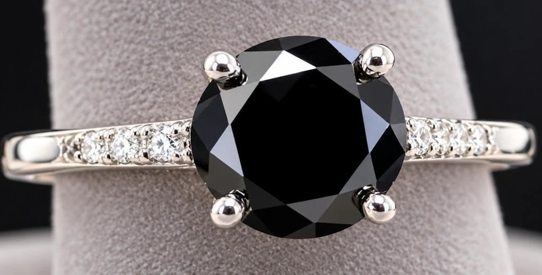 $2000, 10k(2.03g), black diamond (0.97+0.04ct)rin
