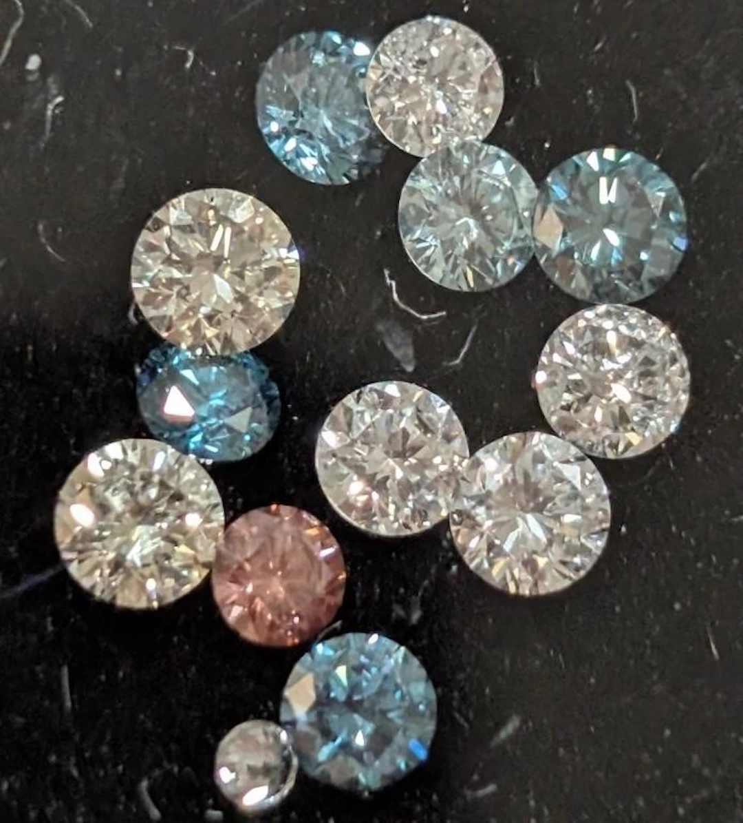 $400, Asstd. Lab Diamond (app 1ct), appraised/reta