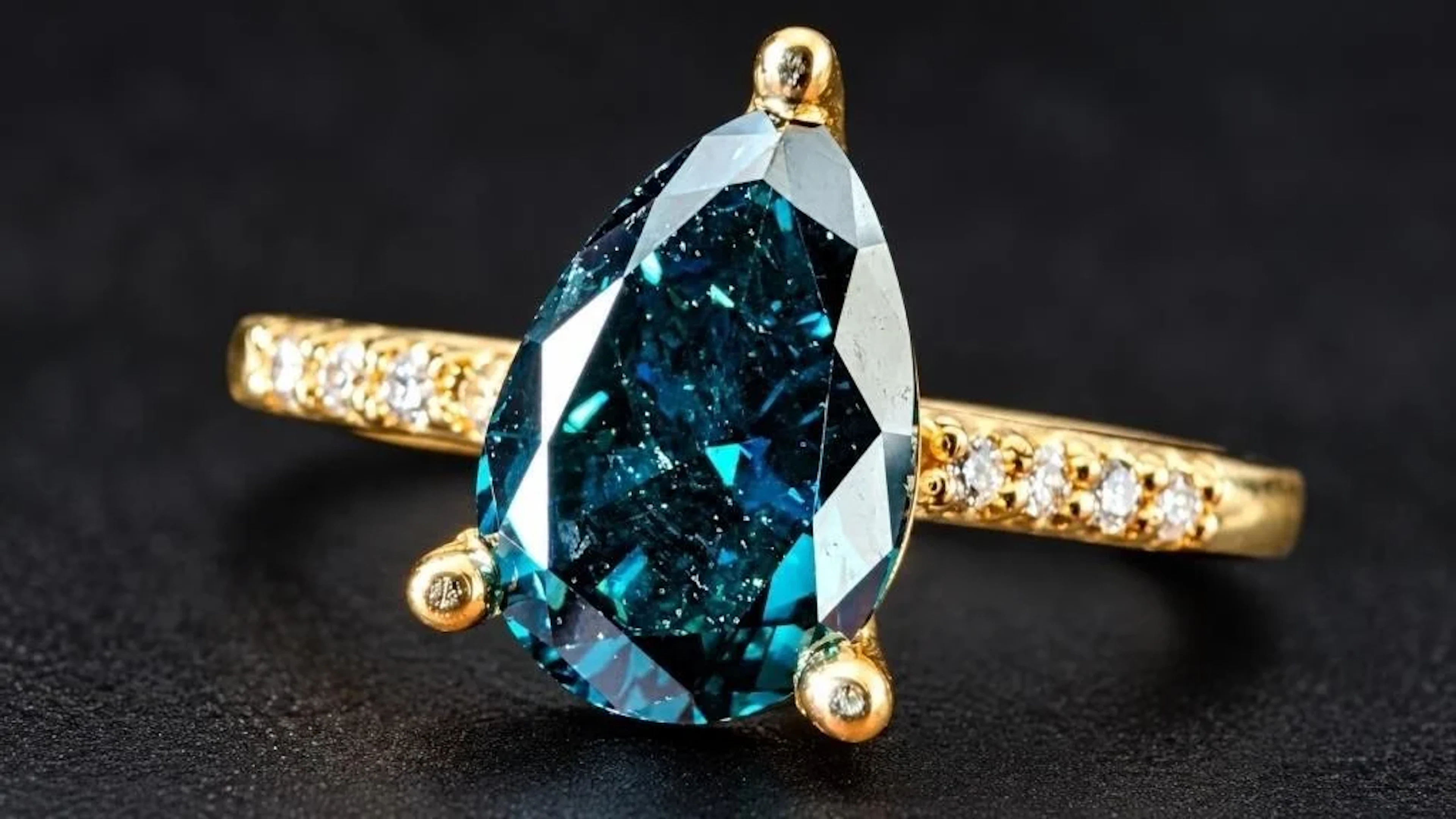 $3600, 10k(1.7g), lab diamond (1.5ct), lab diamond